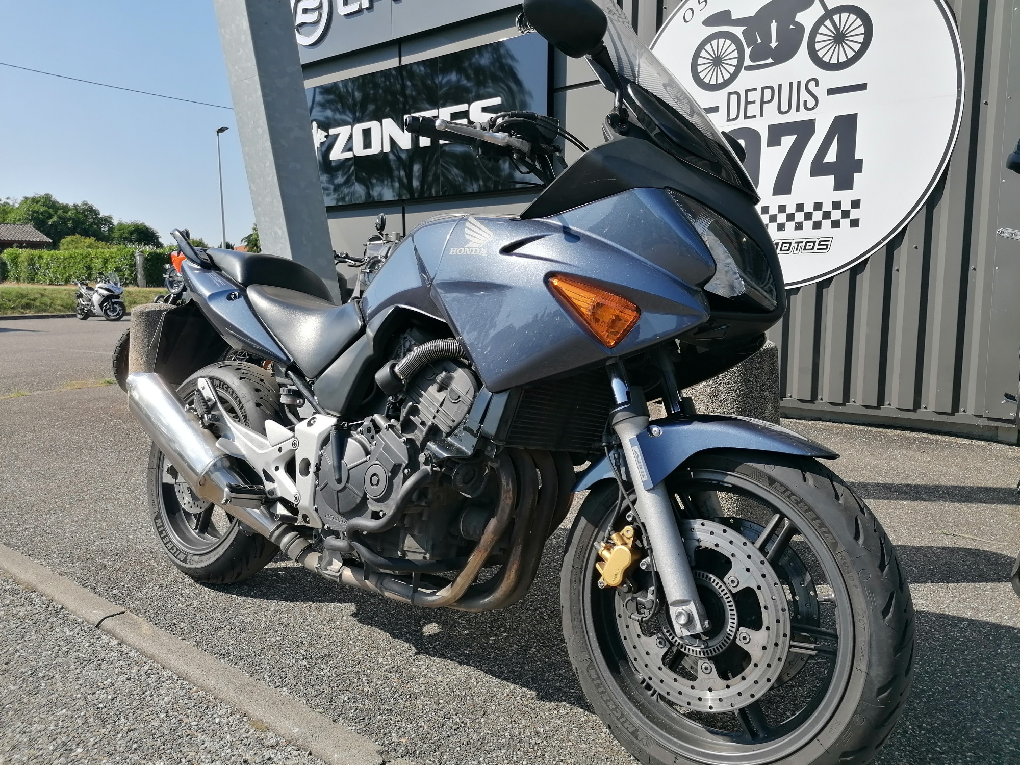 photo de HONDA CBF 600 S 600 occasion de couleur  en vente à Marmande n°3