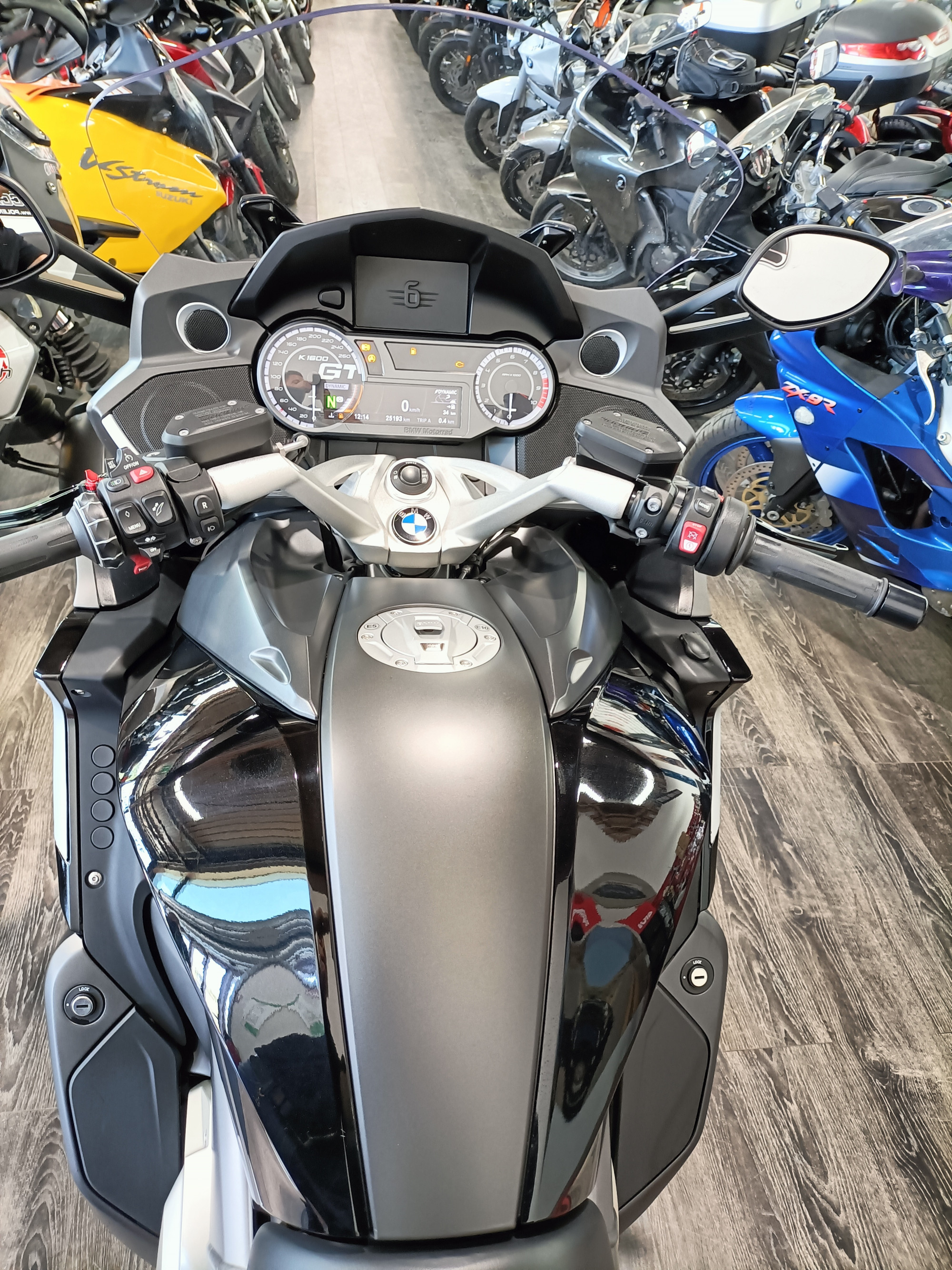 photo de BMW K 1600 GT 1600 occasion de couleur  en vente à Nimes n°3