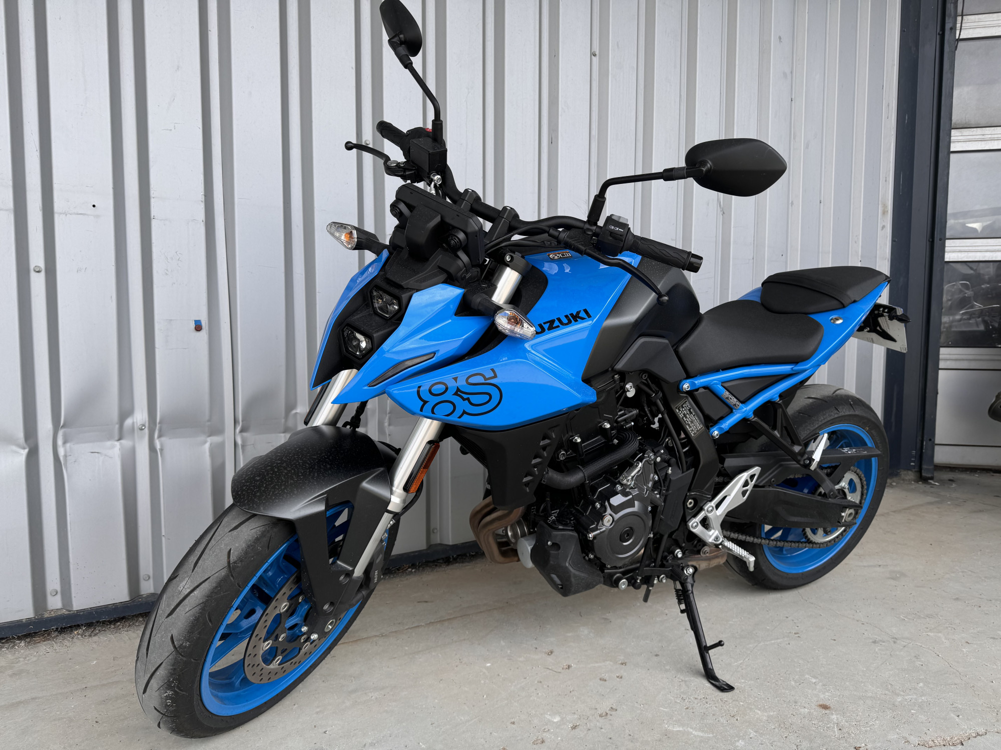 photo de SUZUKI GSX-8S 800 occasion de couleur  en vente   Pontarlier