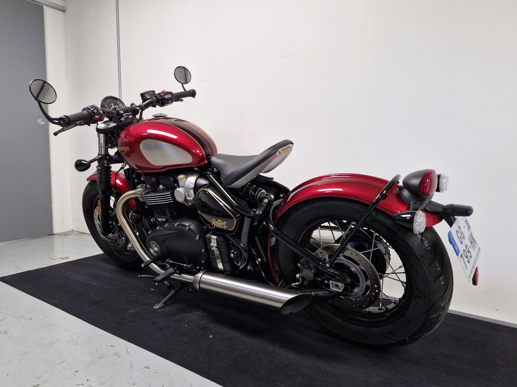 photo de TRIUMPH BONNEVILLE BOBBER 1200 GOLD LINE 1200 occasion de couleur  en vente à Coignieres n°1