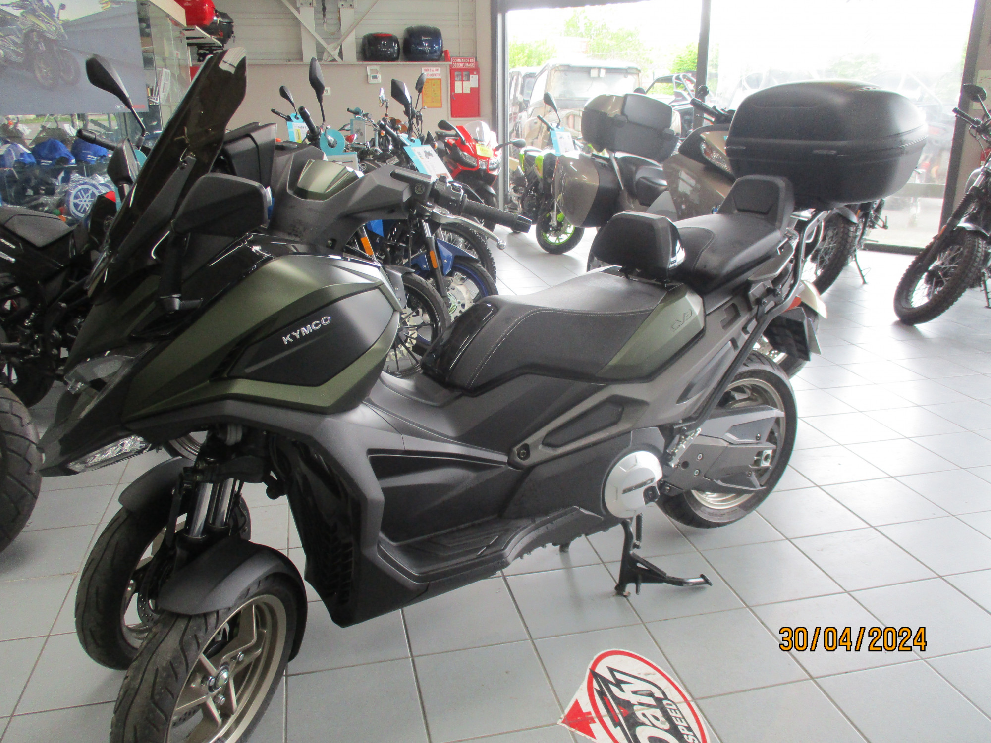 Annonce moto Kymco CV3 550
