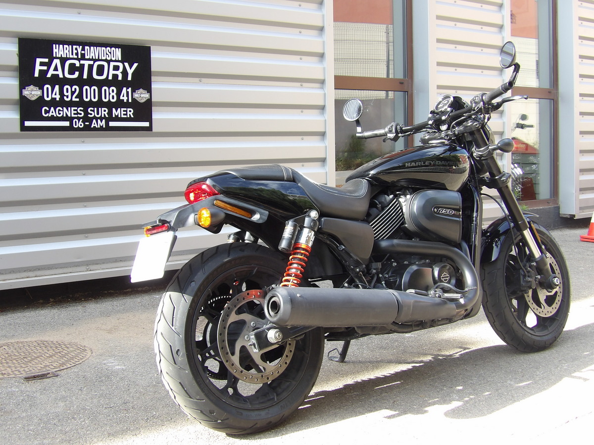 photo de HARLEY DAVIDSON STREET ROD 750 750 occasion de couleur  en vente   Cagnes Sur Mer