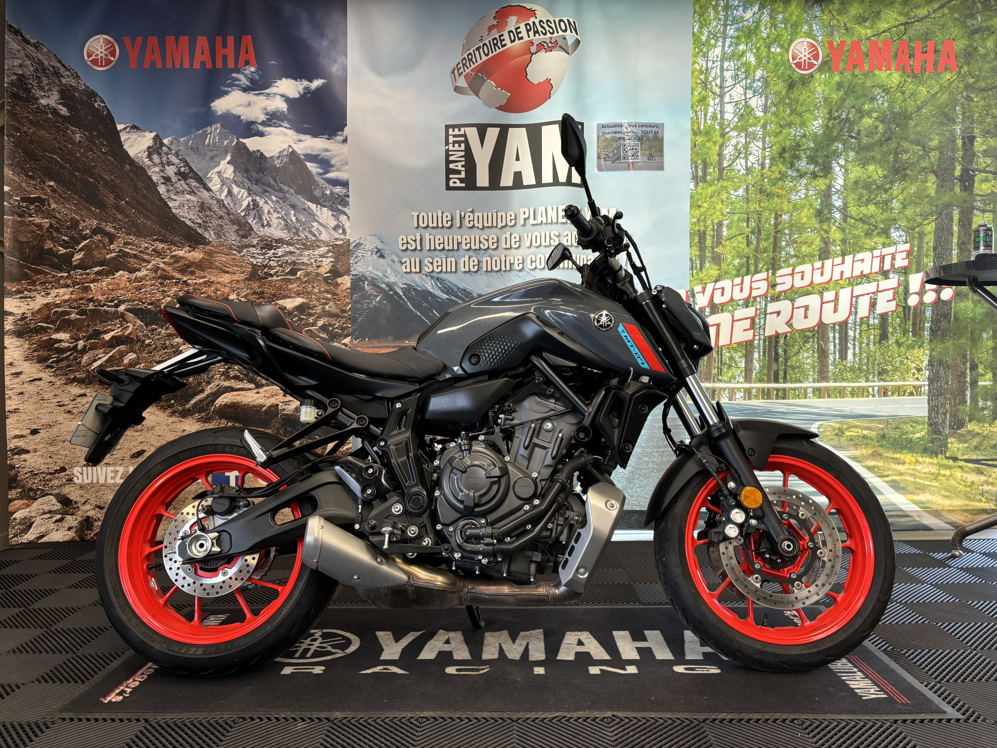 photo de YAMAHA MT-07 (47.5CV) 695 occasion de couleur  en vente à Rennes n°3