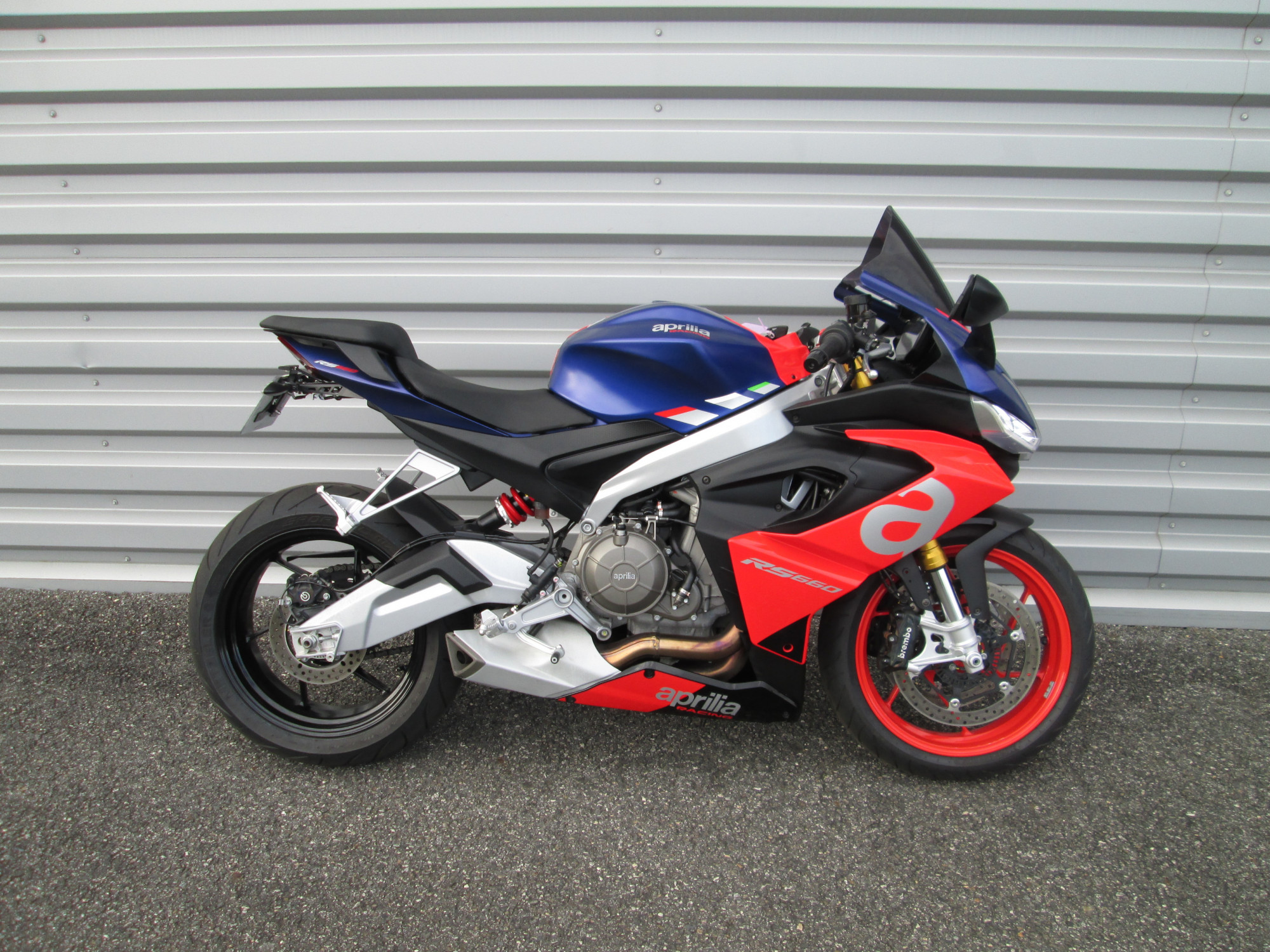 photo de APRILIA RS 660 ABS 660 occasion de couleur  en vente à Auch n°2