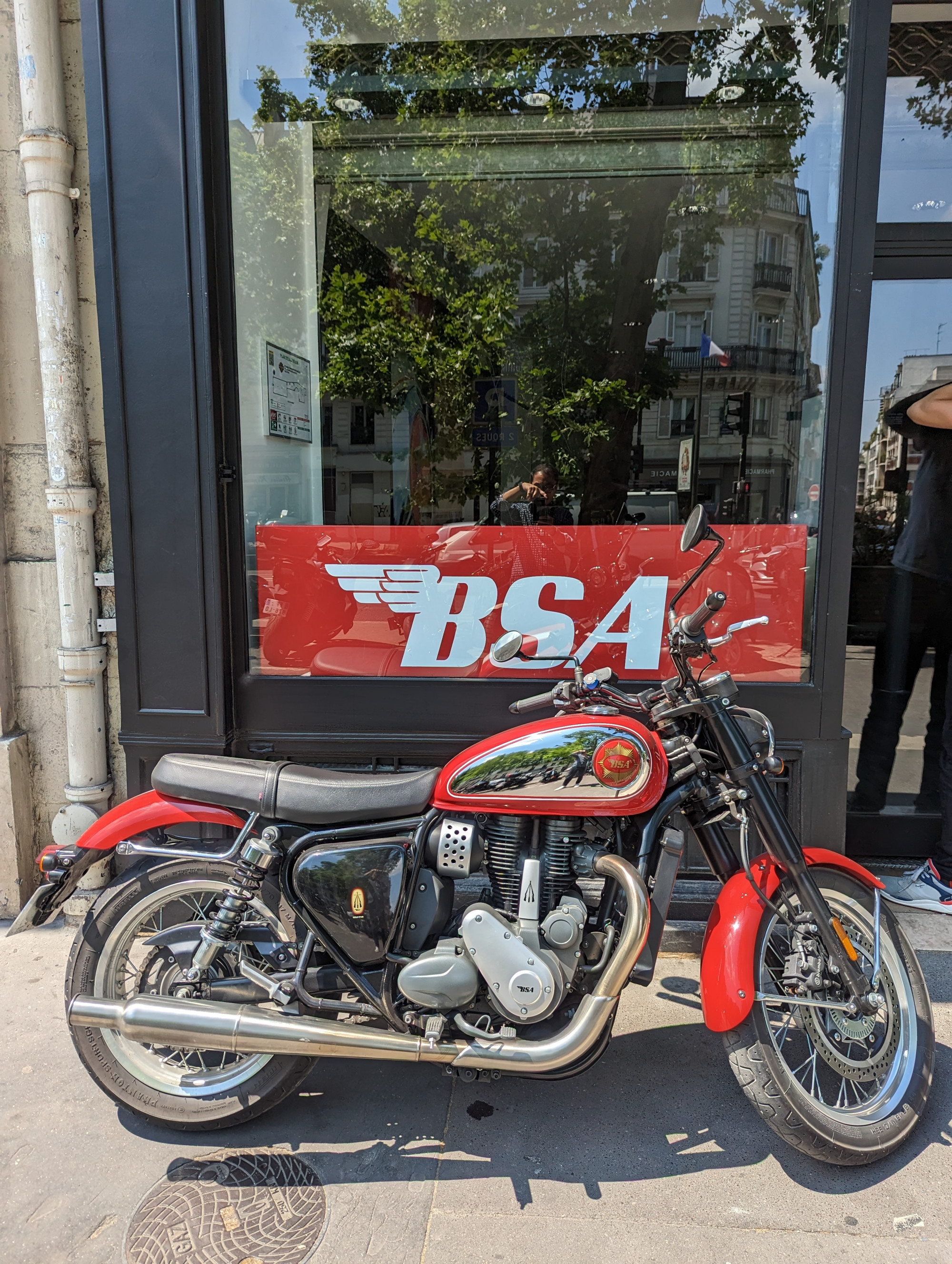 Annonce moto BSA GOLDSTAR INSIGNIA RED