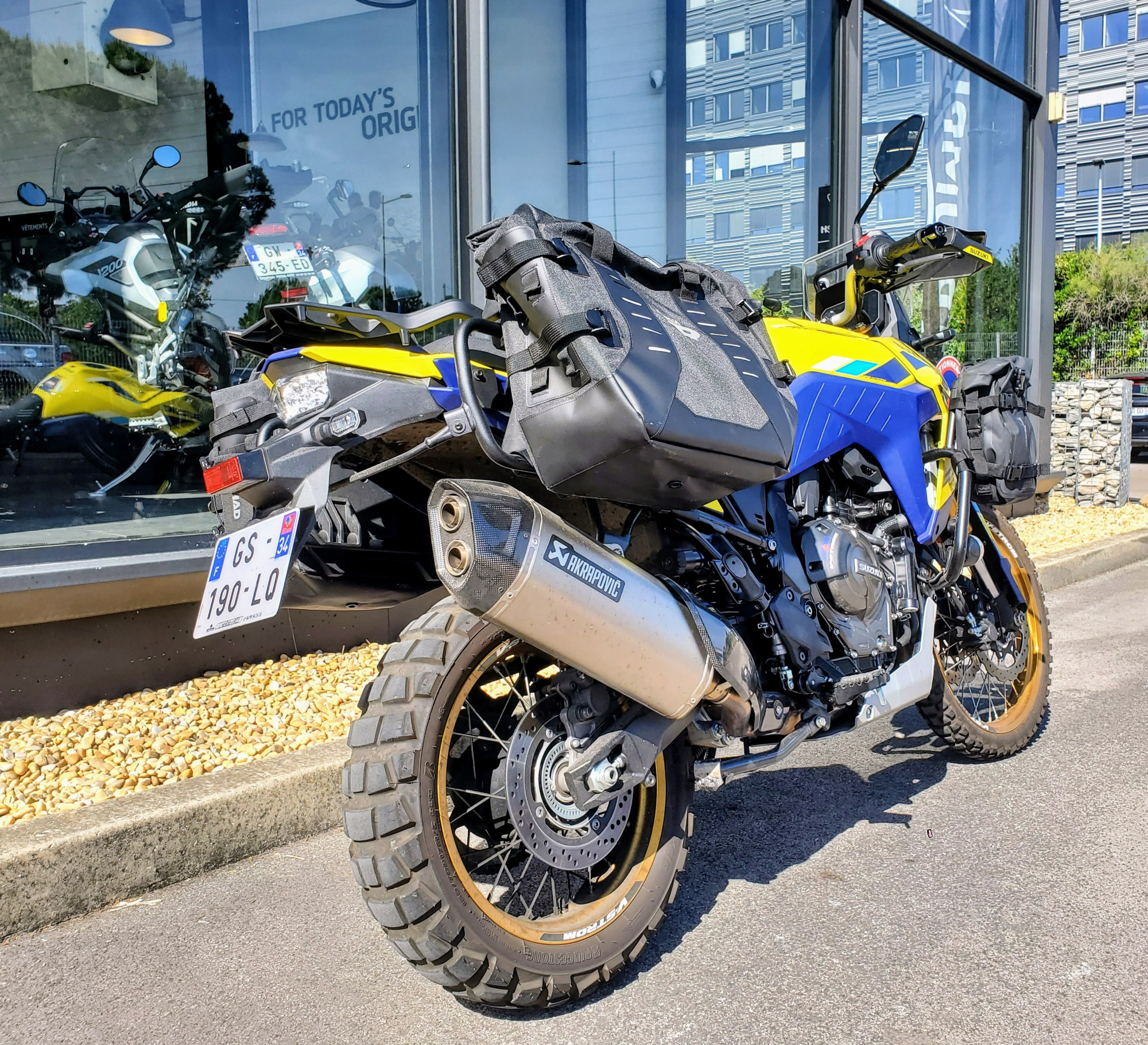 photo de SUZUKI V-STROM DL 800 DE 800 occasion de couleur  en vente   Montpellier