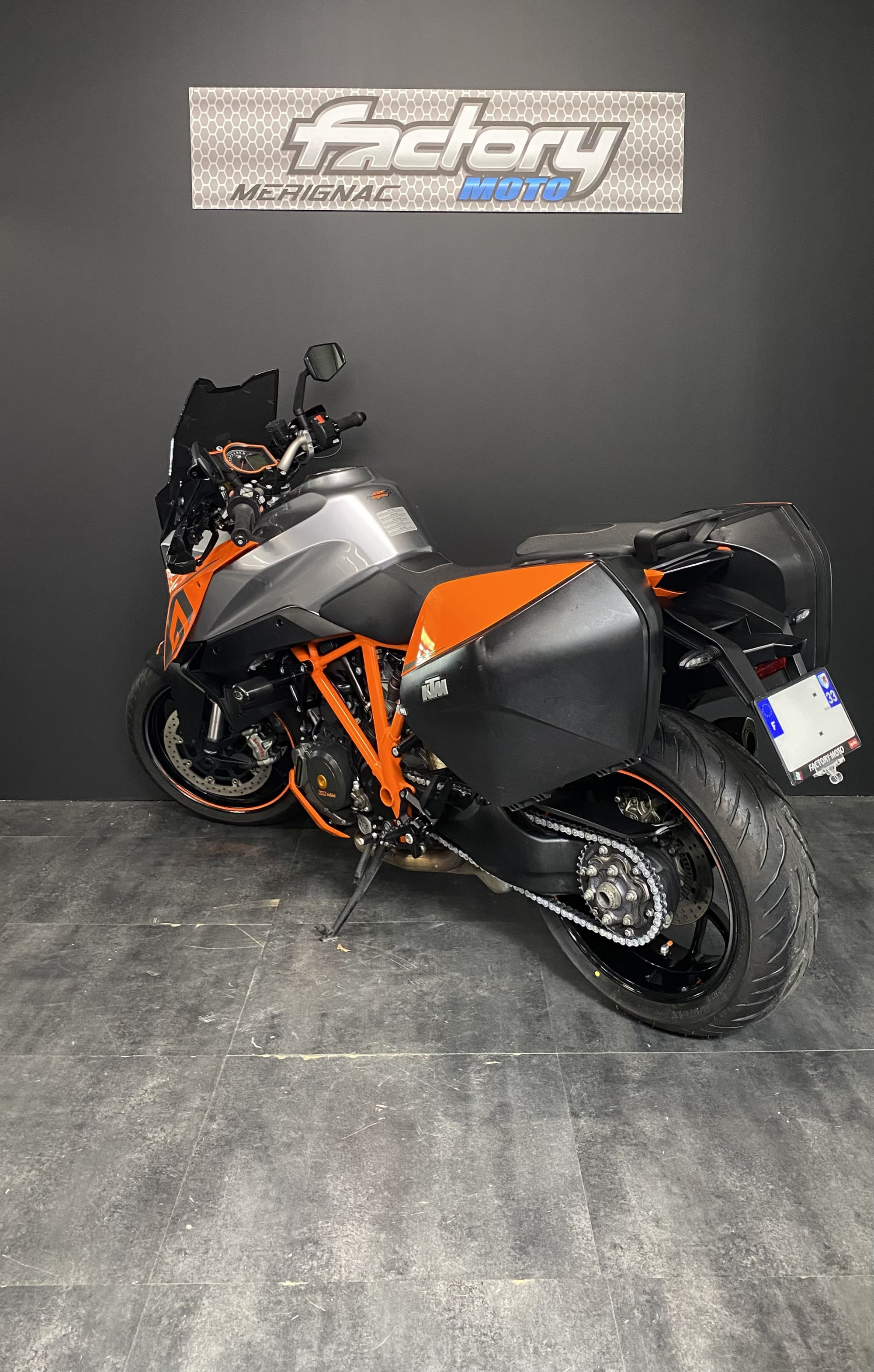 photo de KTM 1290 SUPER DUKE GT 1290 occasion de couleur  en vente   Merignac