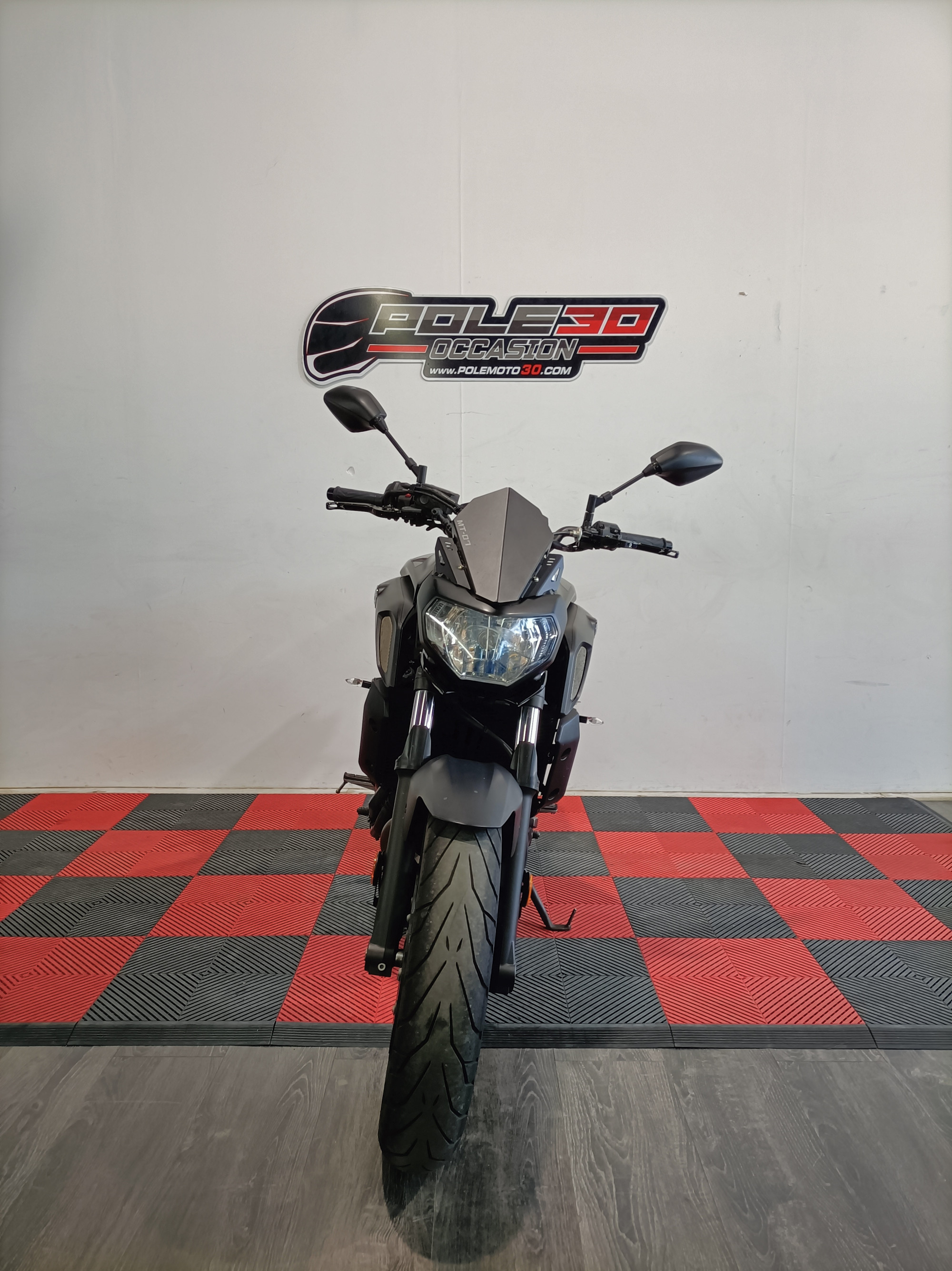 photo de YAMAHA MT-07 (47.5CV) 695 occasion de couleur  en vente à Nimes n°3