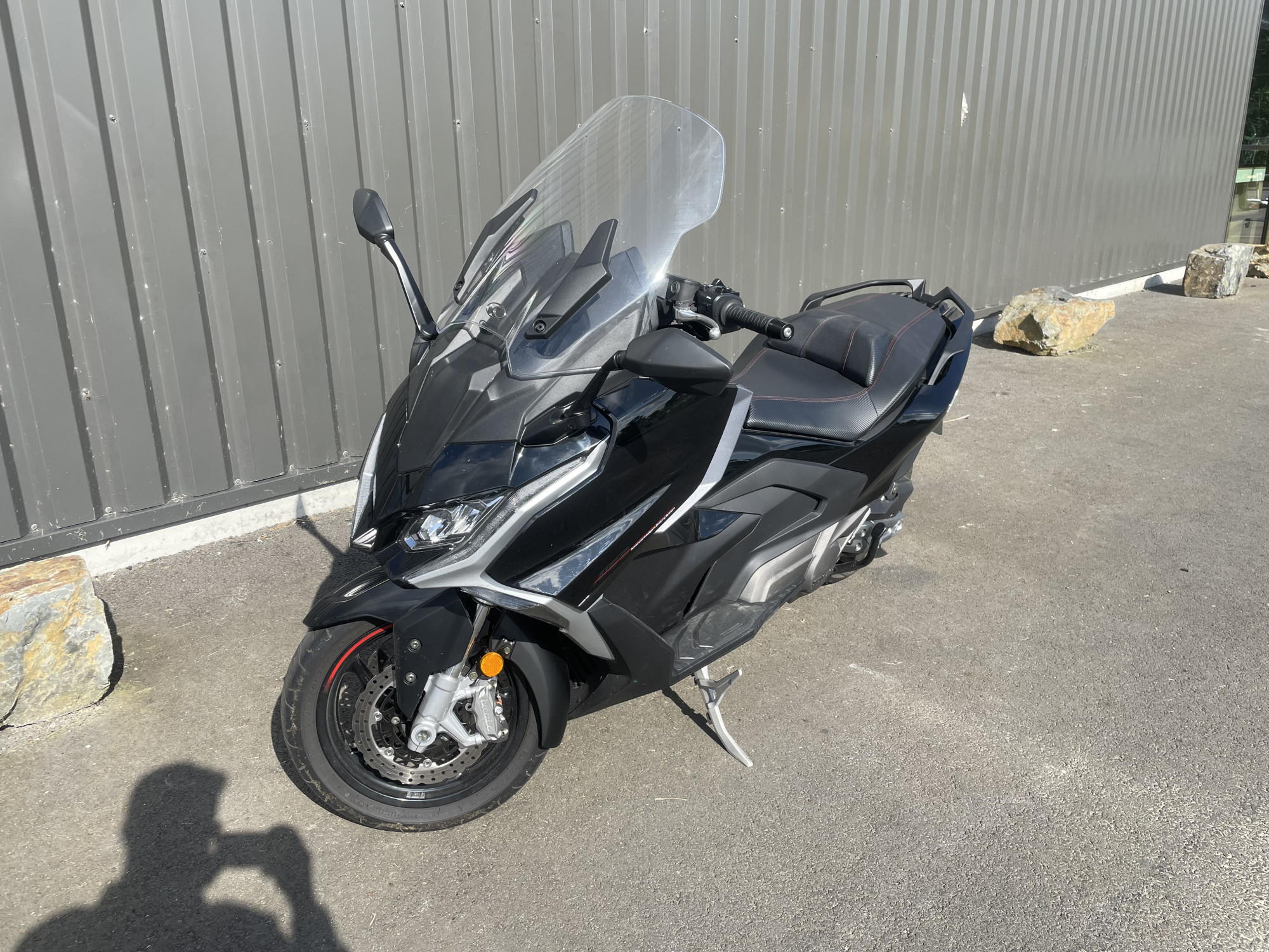 photo de KYMCO AK 550 550 occasion de couleur  en vente à Granville n°2