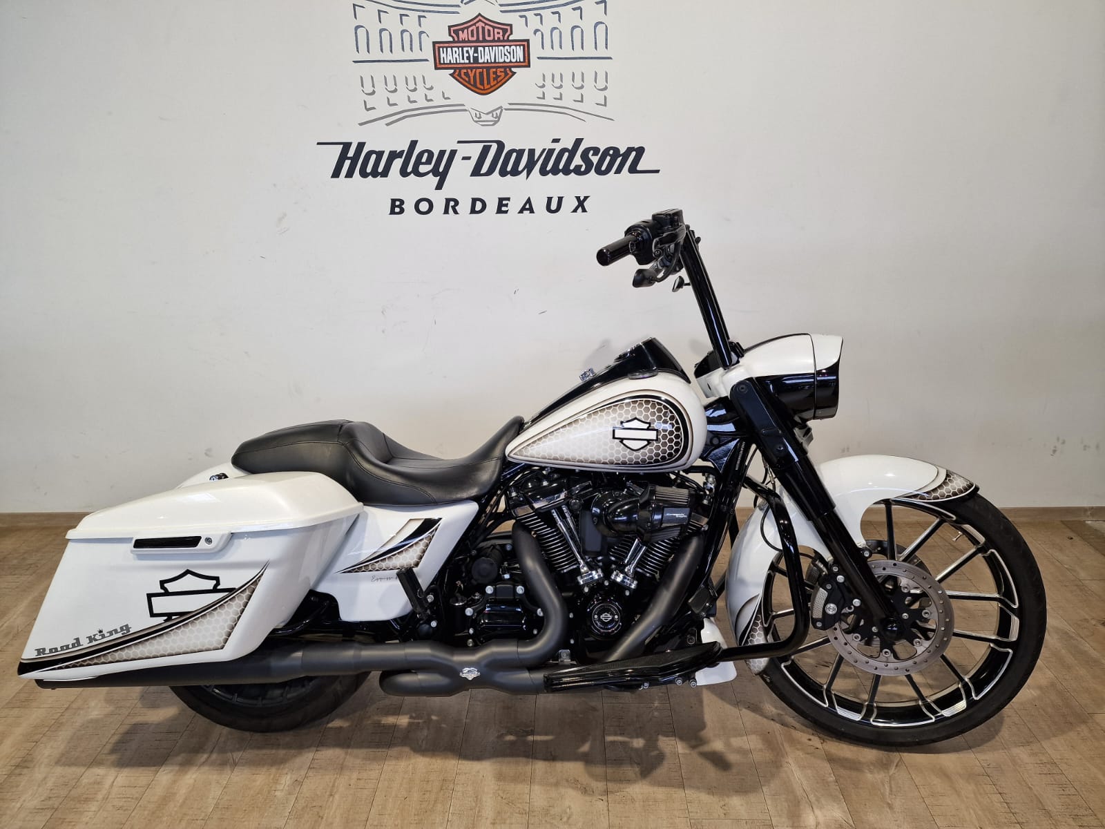 photo de HARLEY DAVIDSON TOURING ROAD KING 1745 SPECIAL 1745 occasion de couleur  en vente à Begles n°3