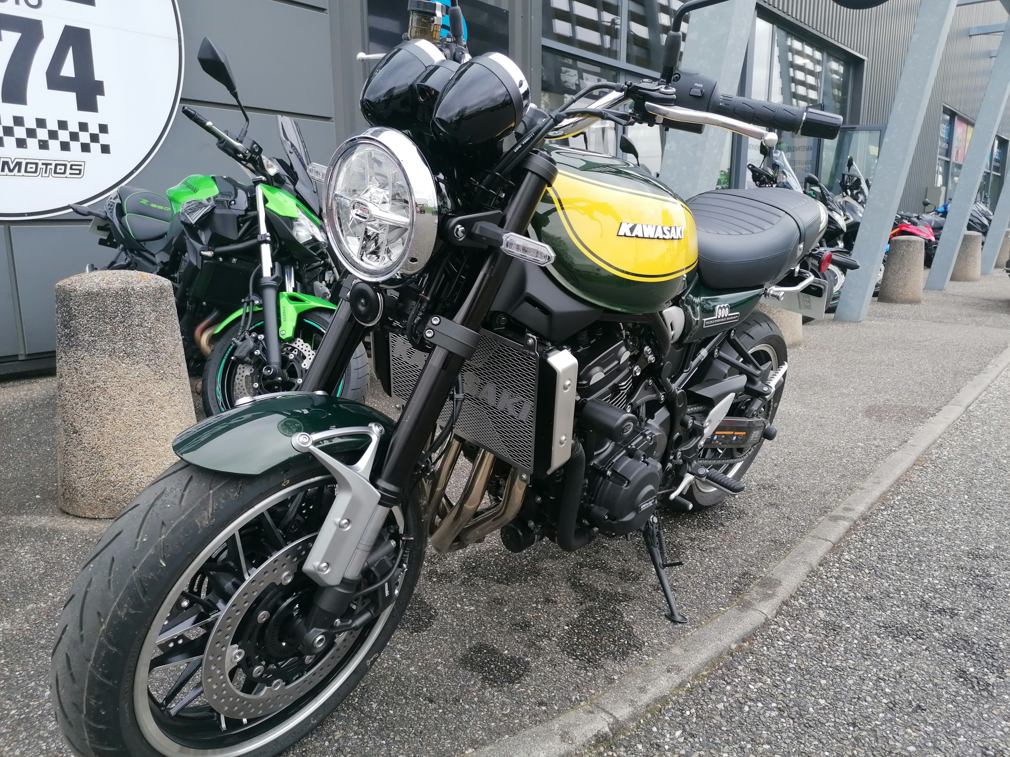 photo de KAWASAKI Z 900 RS 900 occasion de couleur  en vente à Marmande n°1