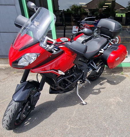 photo de TRIUMPH TIGER 1050 SPORT ABS 1050 occasion de couleur  en vente   Melun