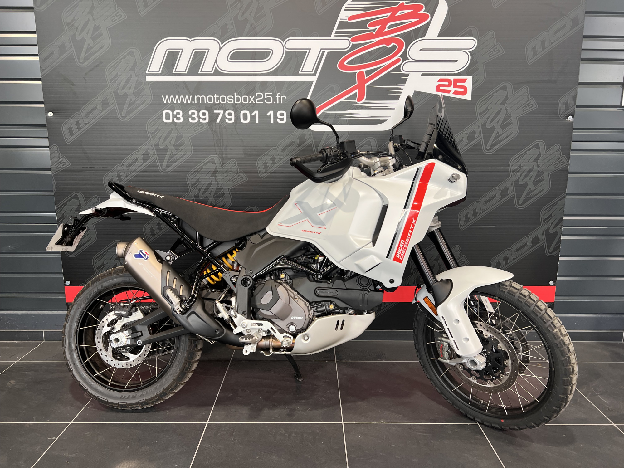 photo de DUCATI DESERT X 937 occasion de couleur  en vente   Franois