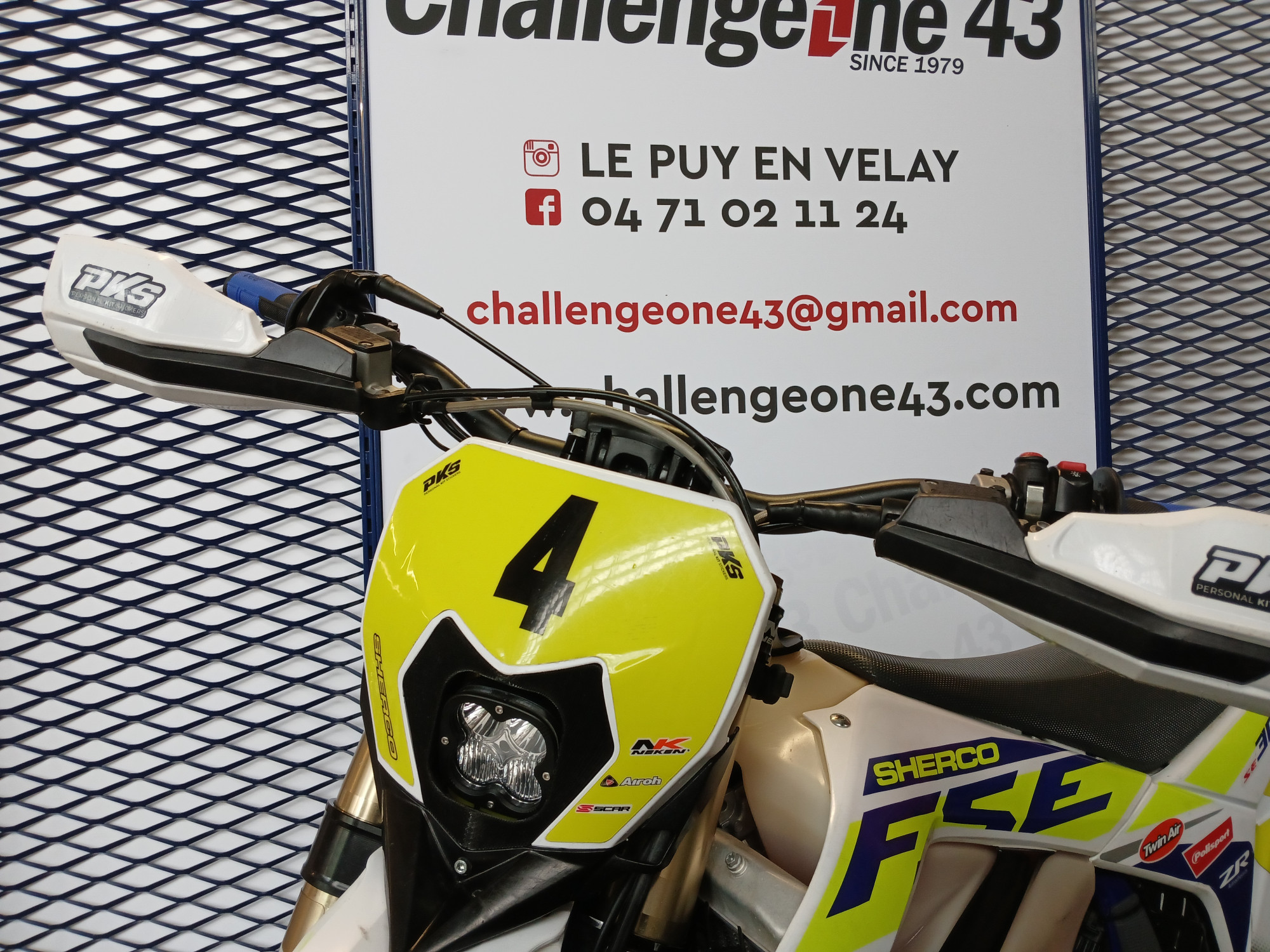 photo de SHERCO 300 SE FACTORY 300 occasion de couleur  en vente à Le Puy En Velay n°2