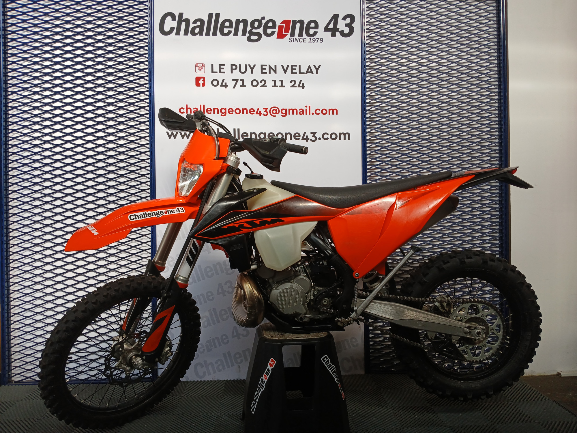 photo de KTM 250 EXC 250 occasion de couleur  en vente à Le Puy En Velay n°2