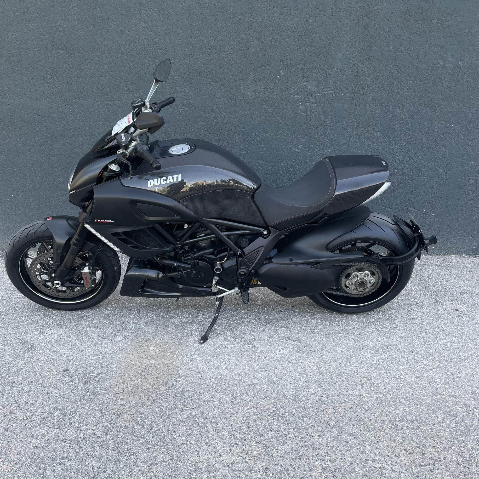 photo de DUCATI DIAVEL 1198 occasion de couleur  en vente à Perpignan n°3