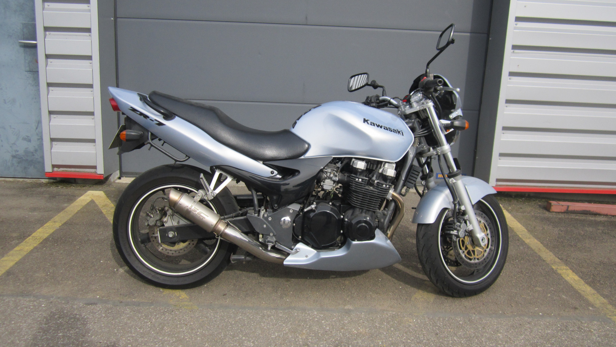 Annonce moto Kawasaki ZR-7