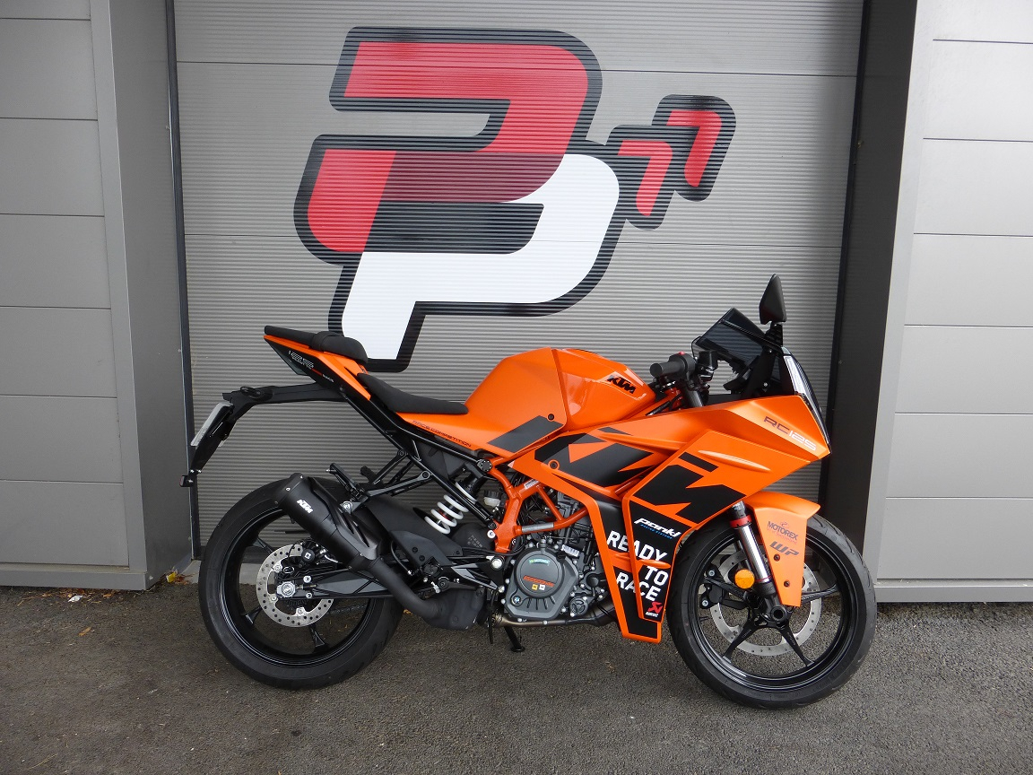 photo de KTM RC 125 2023 125 occasion de couleur  en vente à Vert St Denis n°2