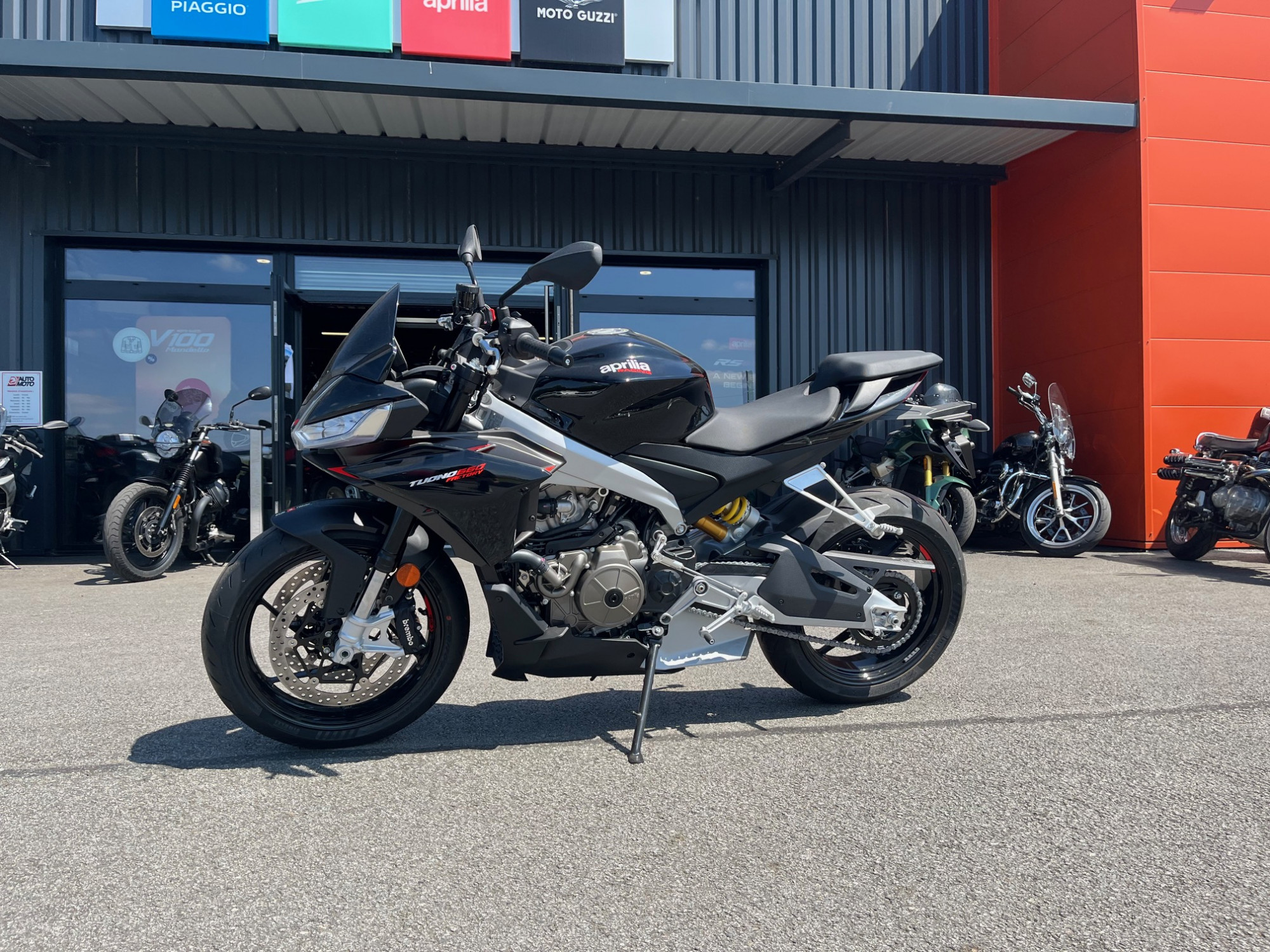 photo de APRILIA TUONO 660 FACTORY 660 occasion de couleur  en vente à St Thuriau n°3