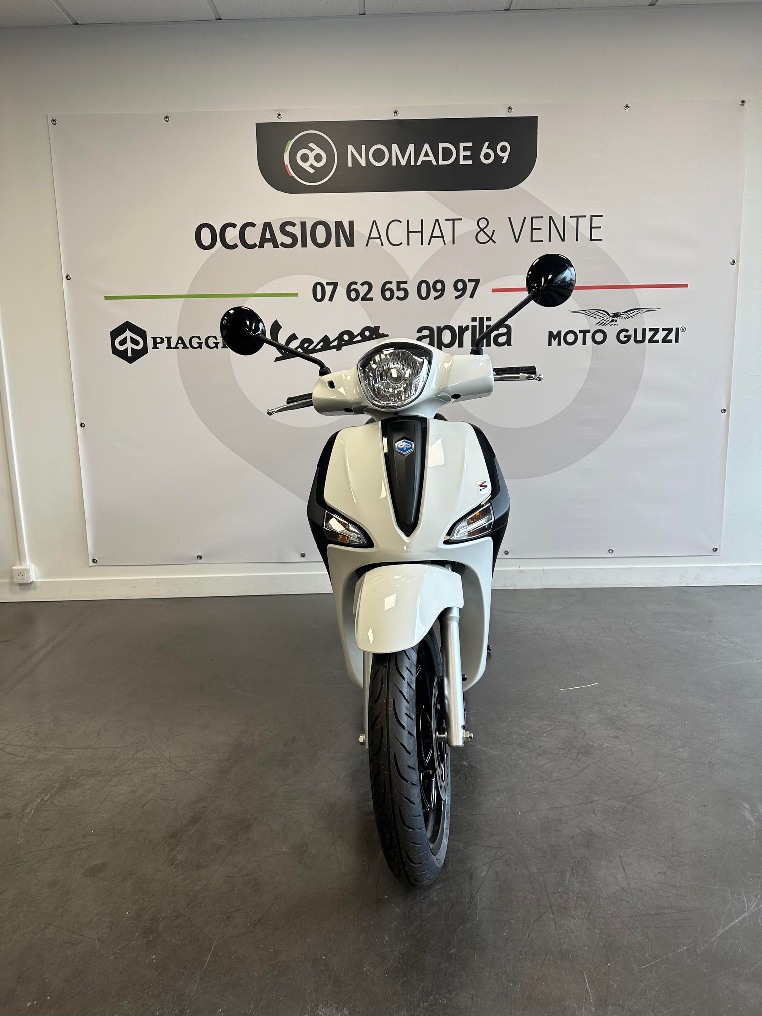 photo de PIAGGIO LIBERTY S 50 IGET 50 occasion de couleur  en vente à Brignais n°3