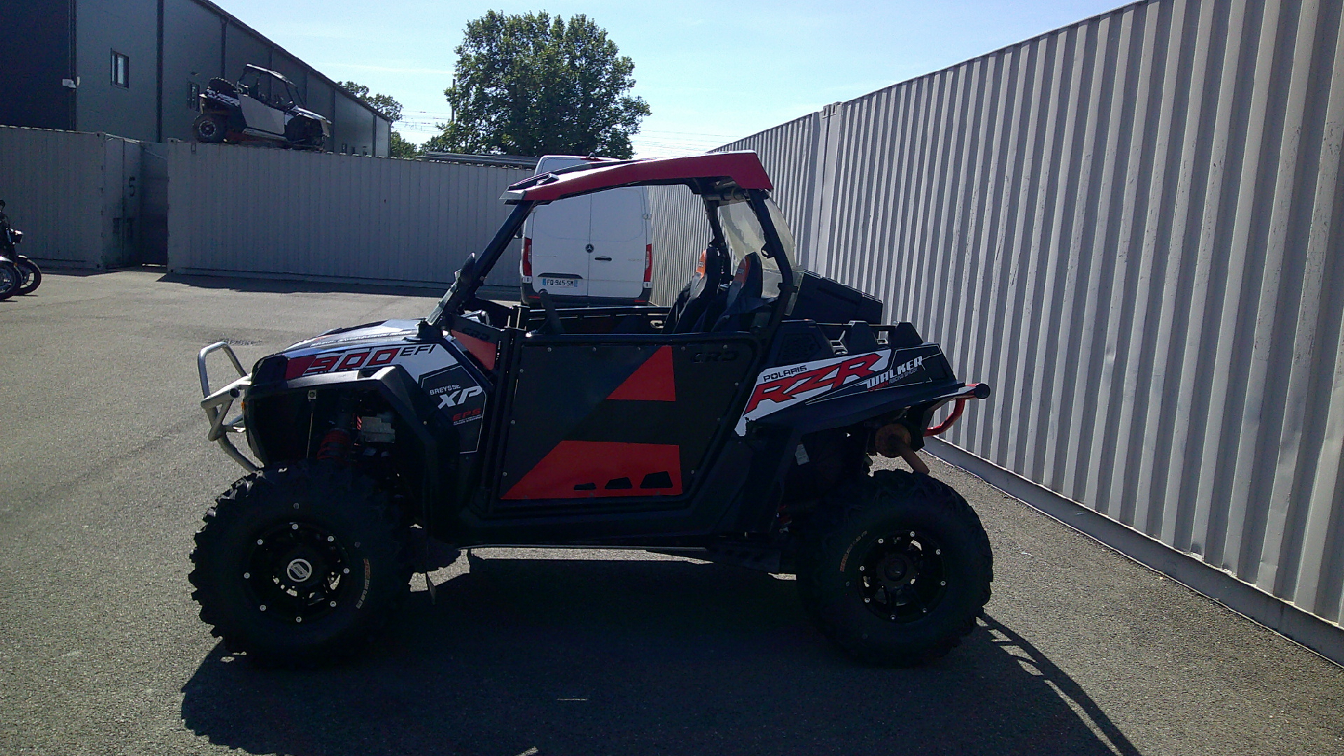 photo de POLARIS RZR 900 900 occasion de couleur  en vente à Arles n°3