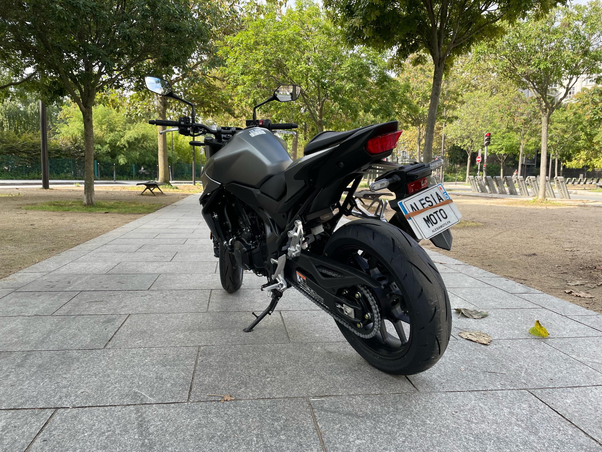 photo de HONDA CB HORNET 750 occasion de couleur  en vente à Paris 14 n°2