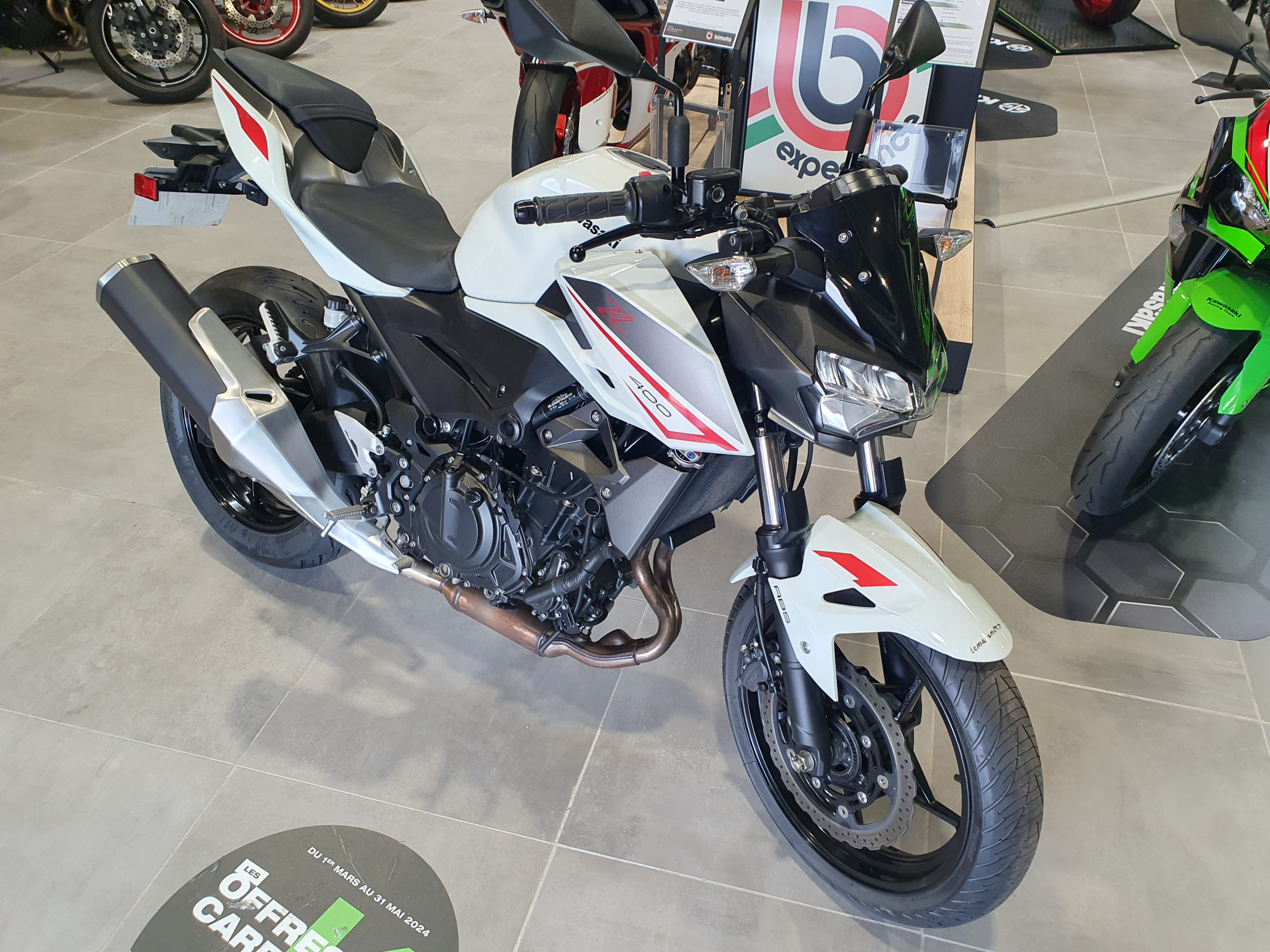 photo de KAWASAKI Z400 400 occasion de couleur  en vente   Ruaudin