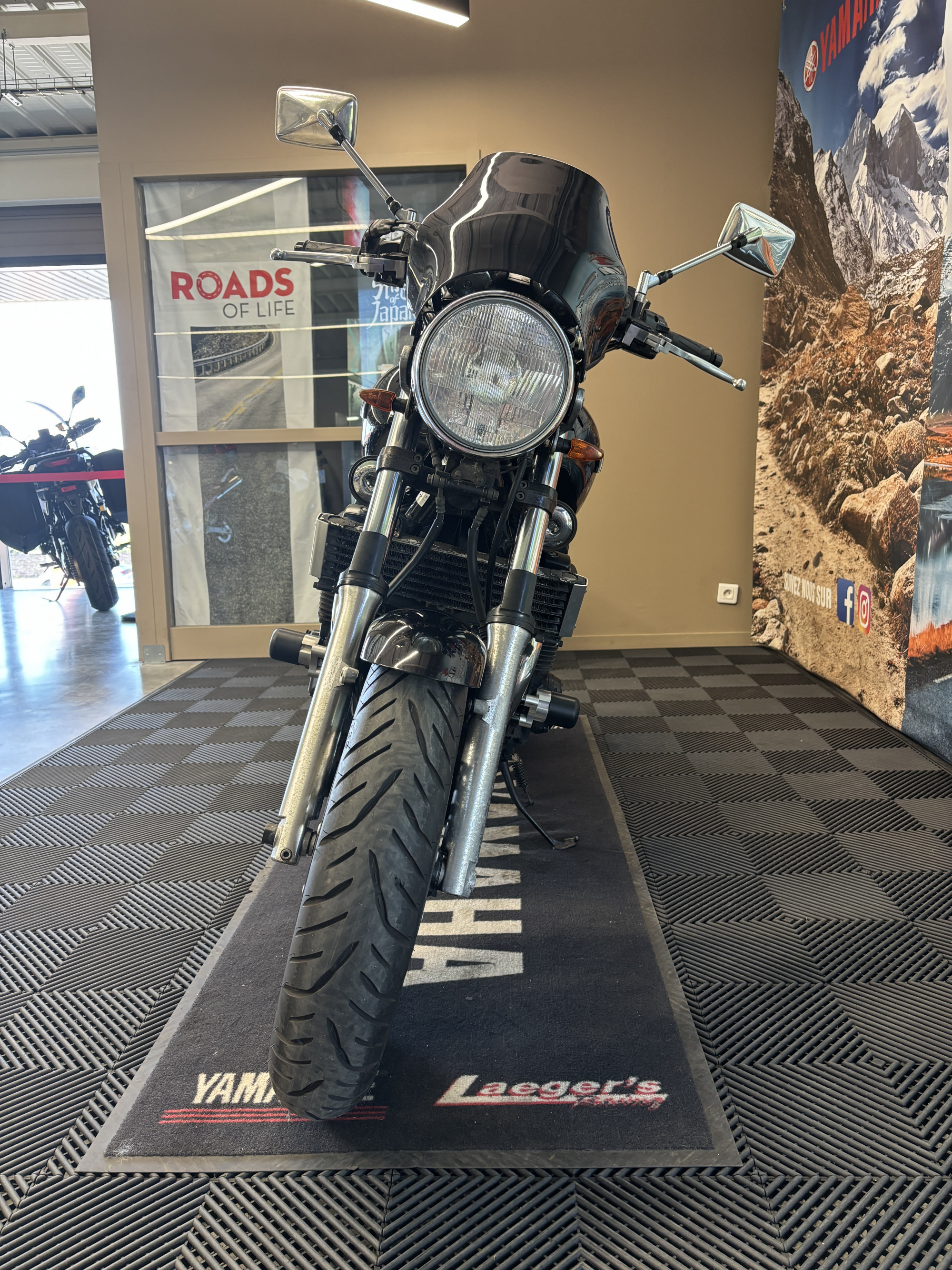 photo de YAMAHA XJR 1300 occasion de couleur  en vente à Rennes n°3