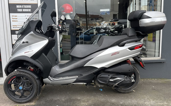 photo de PIAGGIO MP3 500 HPE SPORT ADVANCED ABS A 500 occasion de couleur  en vente à Athis Mons n°3