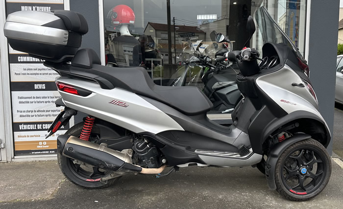 photo de PIAGGIO MP3 500 HPE SPORT ADVANCED ABS A 500 occasion de couleur  en vente à Athis Mons n°2