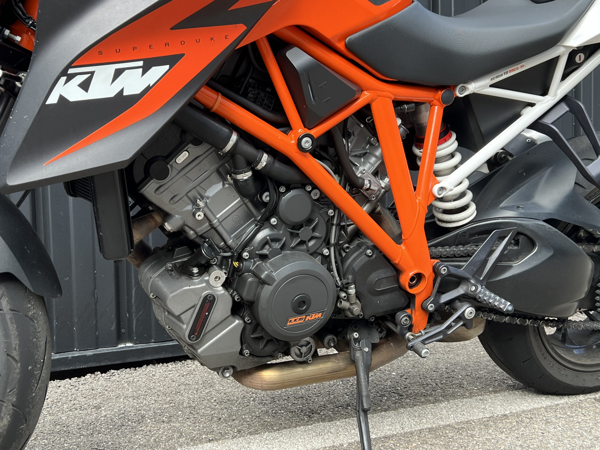 photo de KTM KTM 1290 SUPER DUKE R 2015 1290 occasion de couleur  en vente à St etienne n°3