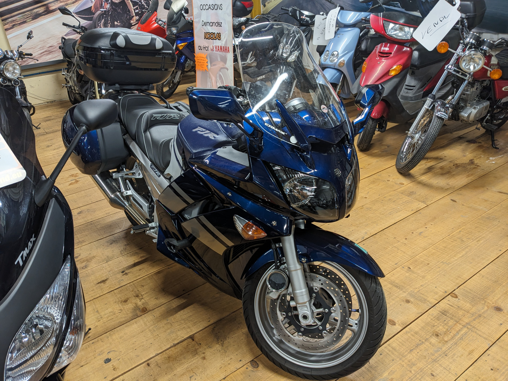 photo de YAMAHA FJR 1300 occasion de couleur  en vente à Rivery n°3