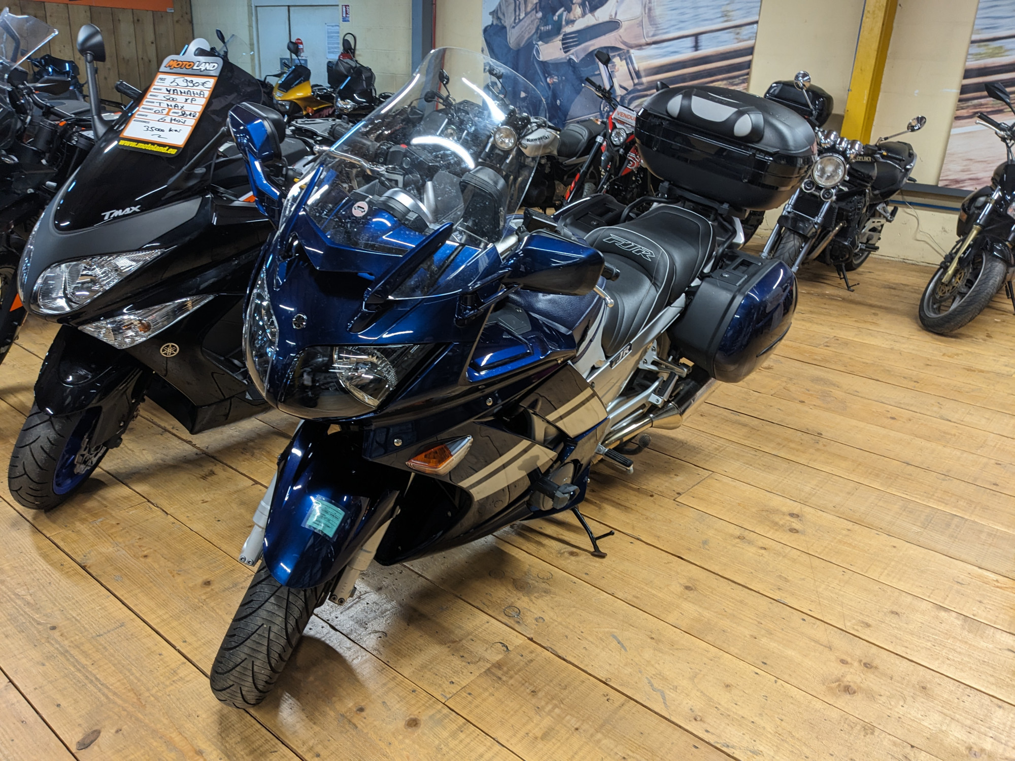 photo de YAMAHA FJR 1300 occasion de couleur  en vente à Rivery n°2