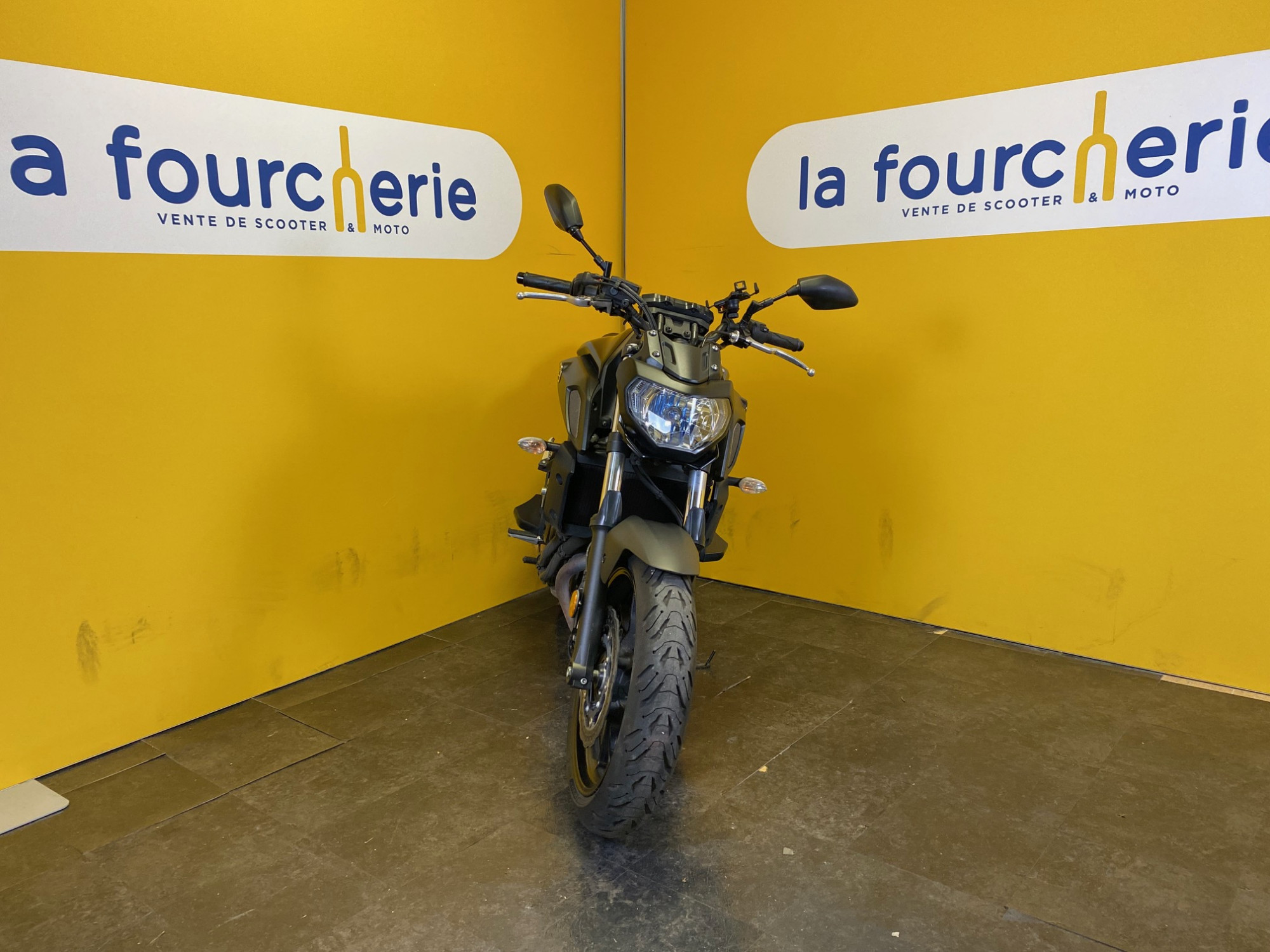 photo de YAMAHA MT-07 689 occasion de couleur  en vente à Paris 15 n°2