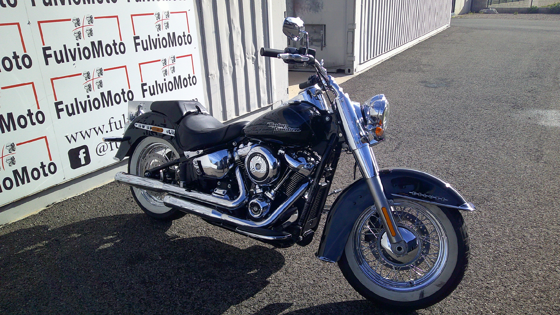 photo de HARLEY DAVIDSON SOFTAIL DELUXE 1745 1745 occasion de couleur  en vente à Arles n°3