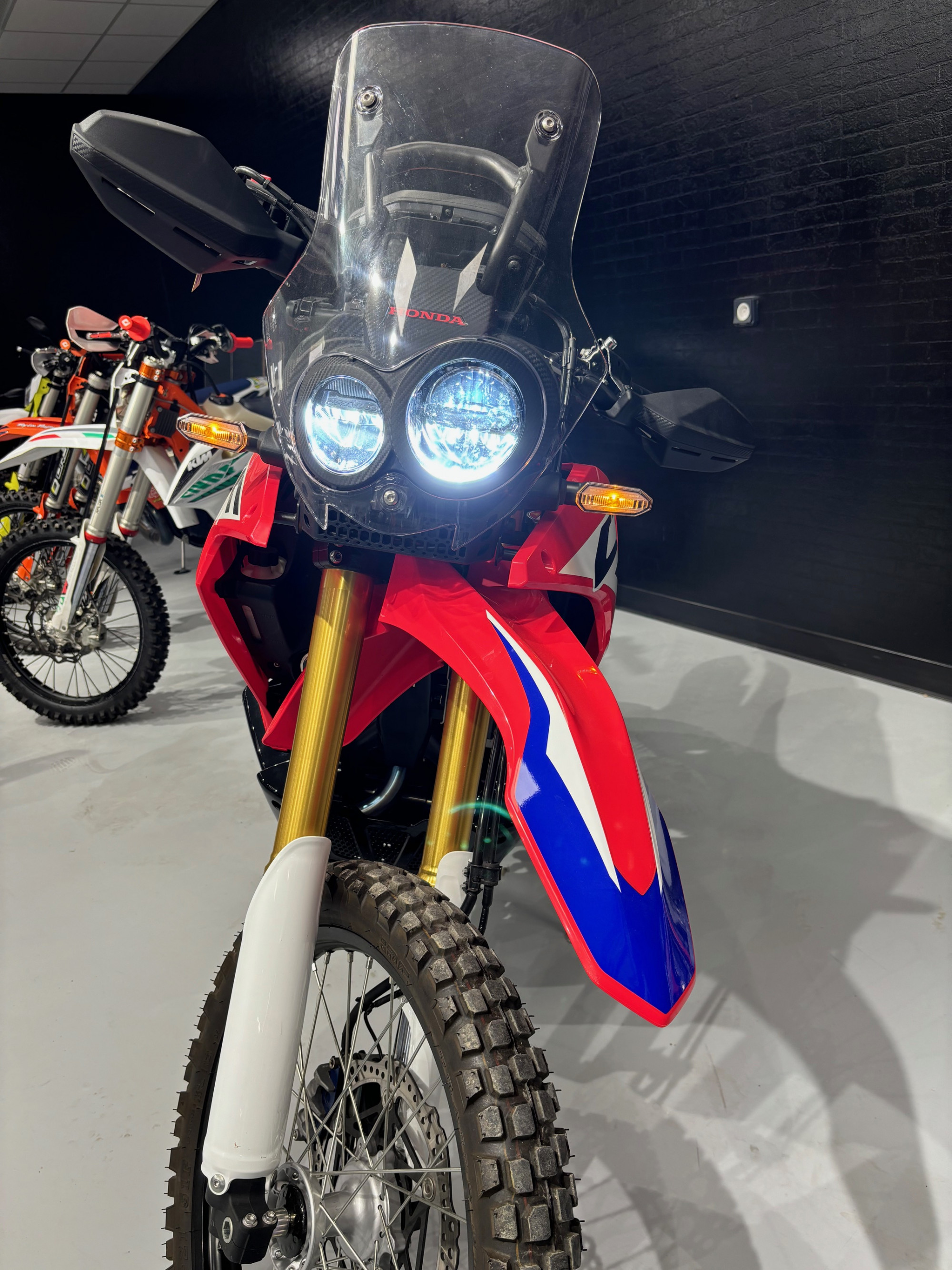 photo de HONDA CRF250L 250 occasion de couleur  en vente   Carcassonne