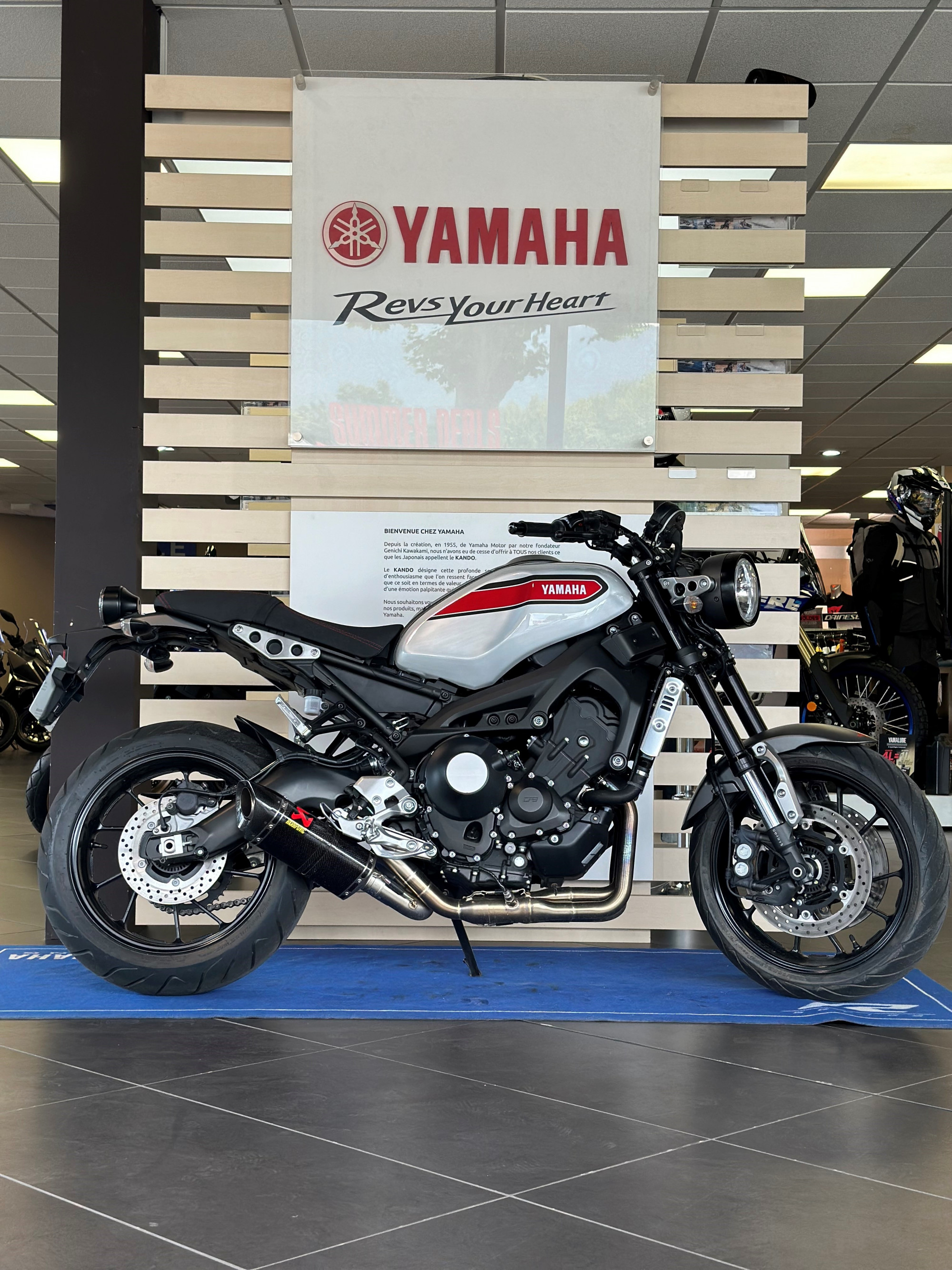 photo de YAMAHA XSR 900 850 occasion de couleur  en vente à St Jean De Gonville n°2