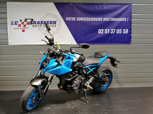 photo de SUZUKI GSX 8S 800 occasion de couleur  en vente à La Roche Sur Yon n°1