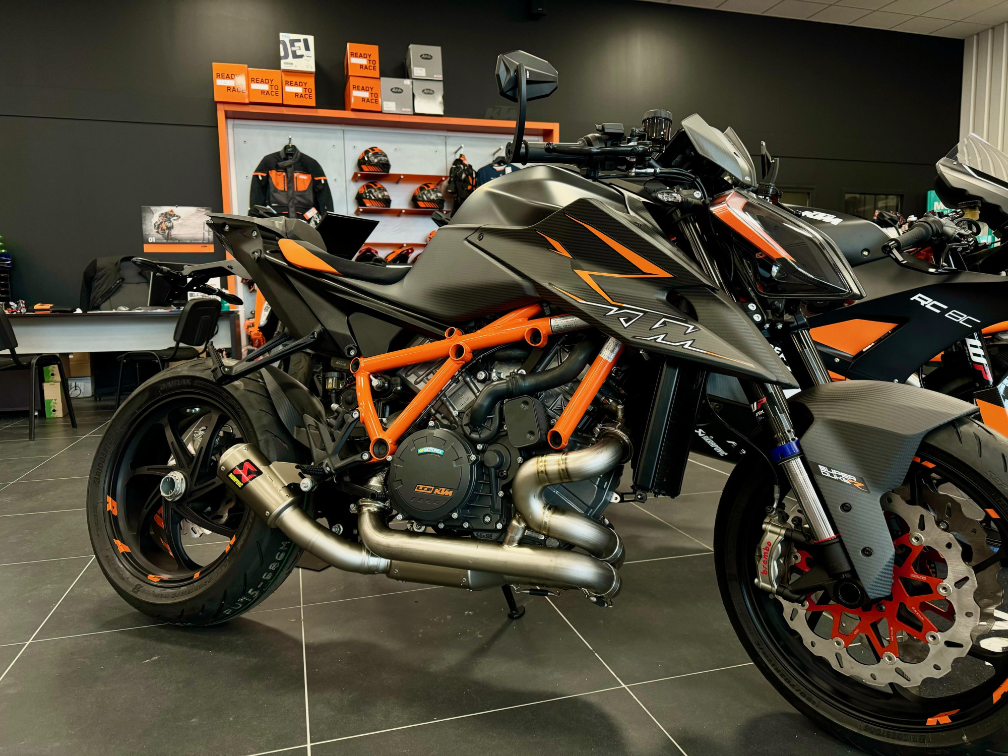 photo de KTM 1290 SUPER DUKE R 1290 occasion de couleur  en vente à Chalon Sur Saone n°2