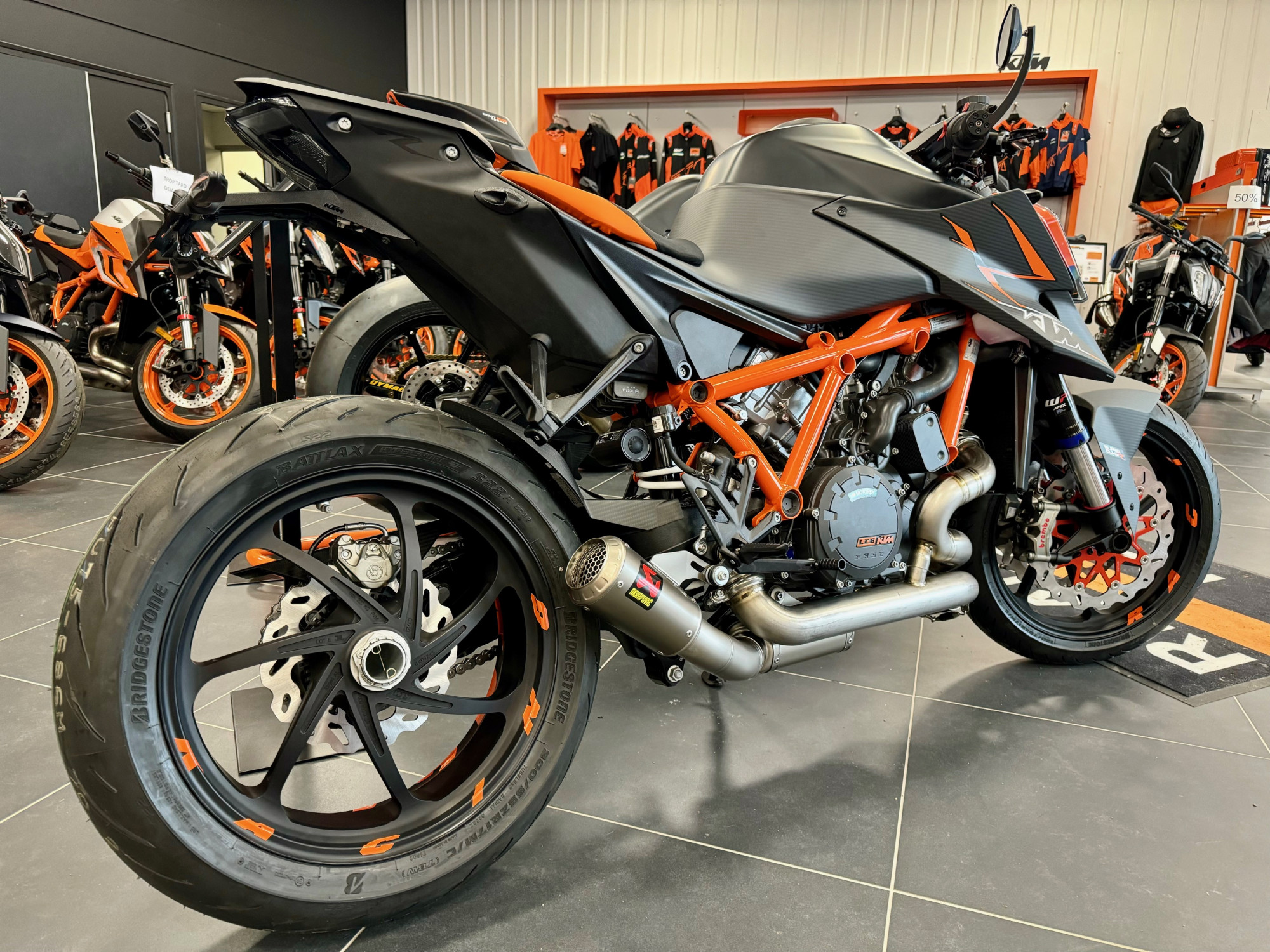 photo de KTM 1290 SUPER DUKE R 1290 occasion de couleur  en vente à Chalon Sur Saone n°3