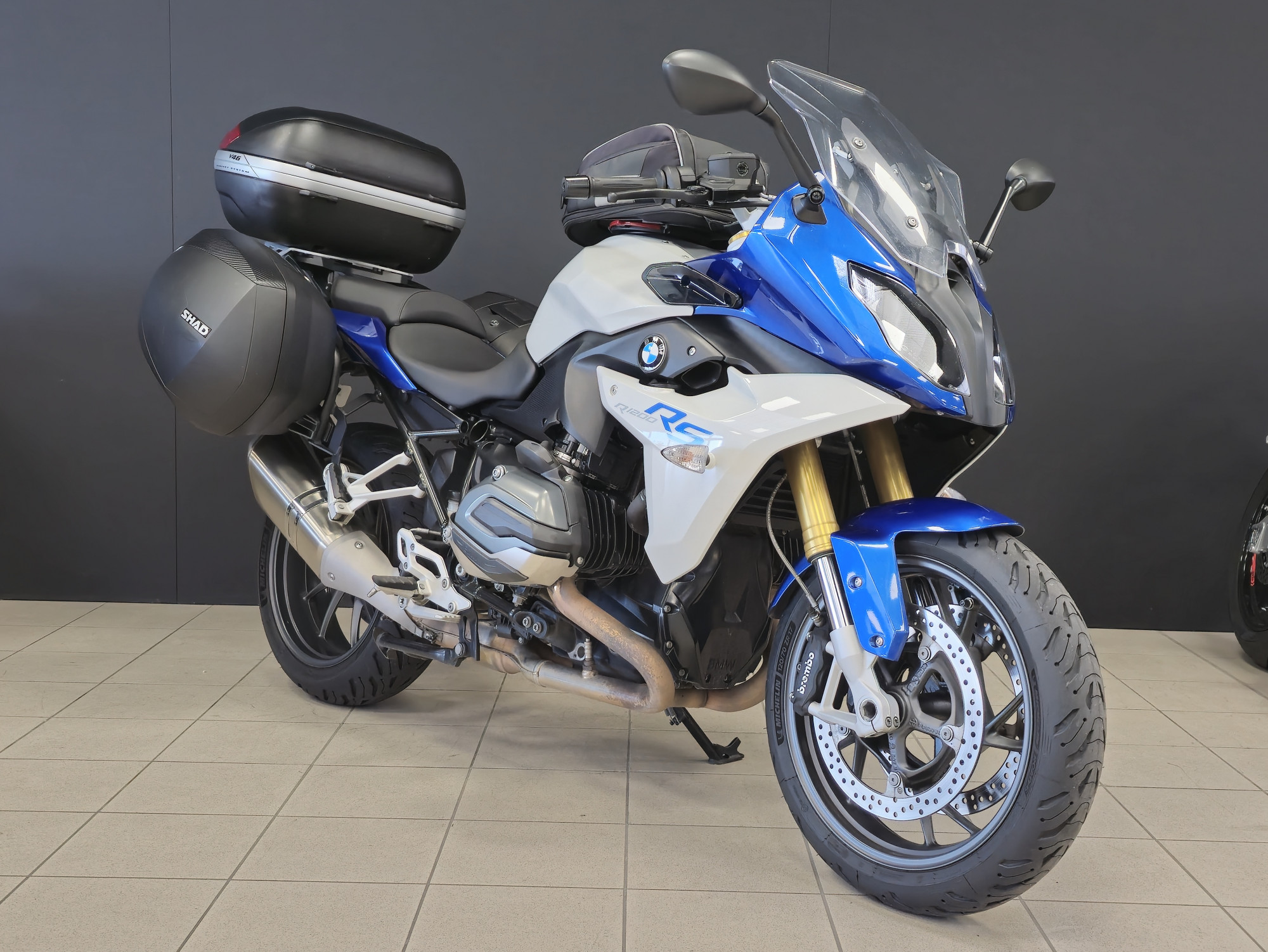 photo de BMW R 1200 RS 1200 occasion de couleur  en vente à Reze n°2