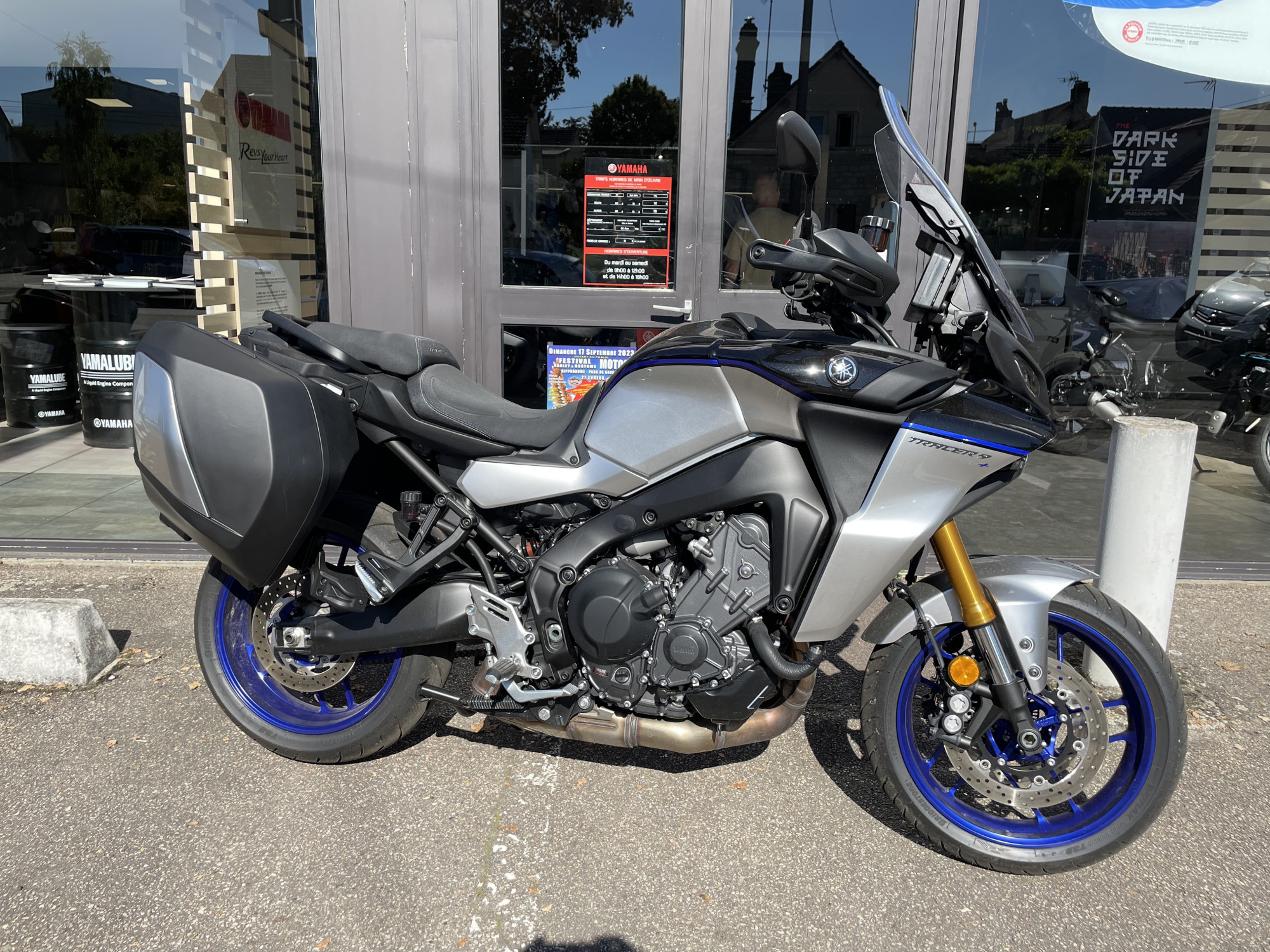 photo de YAMAHA TRACER 9 GT + 900 occasion de couleur  en vente à Vernon n°3