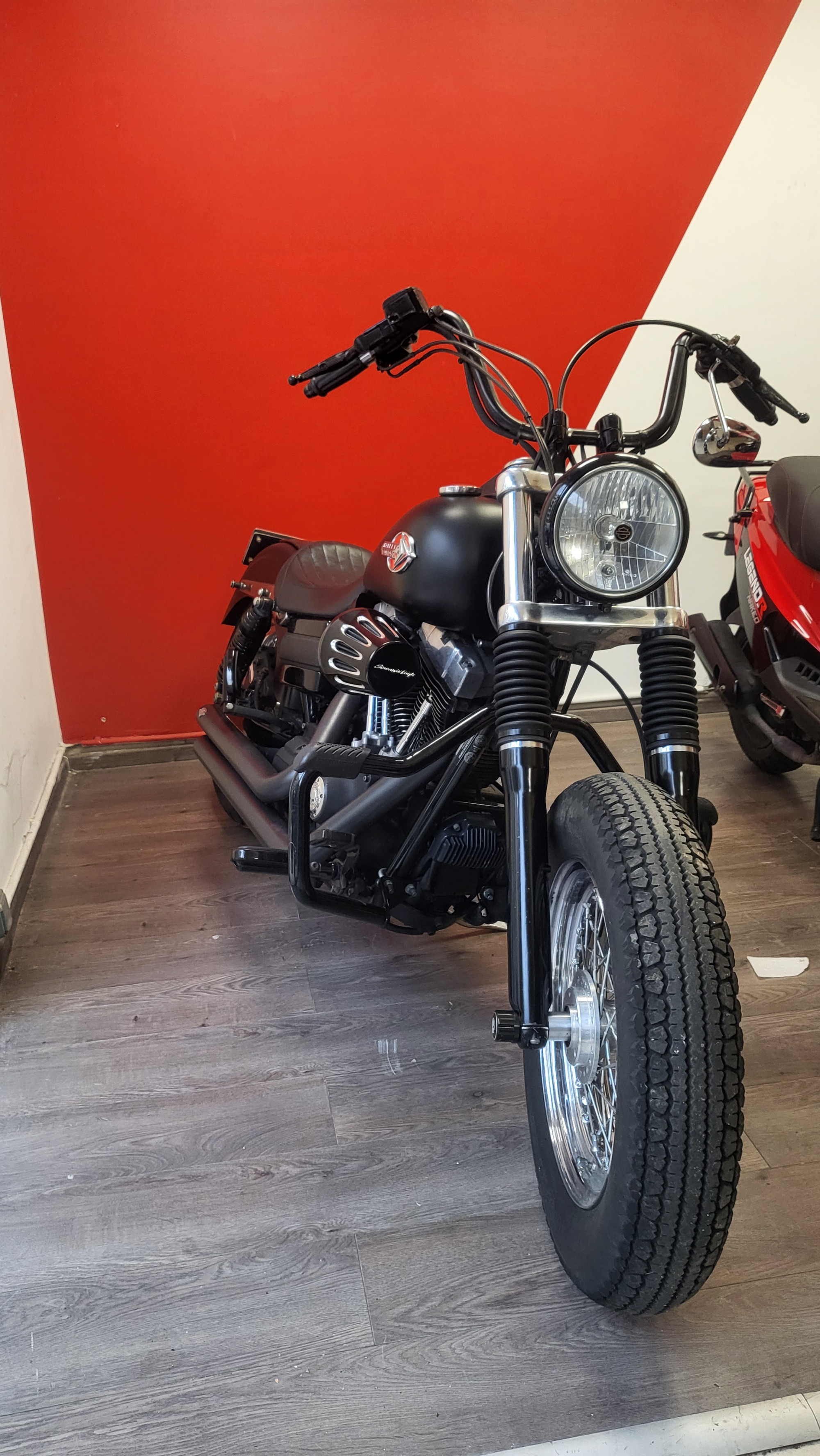 photo de HARLEY DAVIDSON DYNA STREET BOB 1584 1584 occasion de couleur  en vente à Hyeres n°3