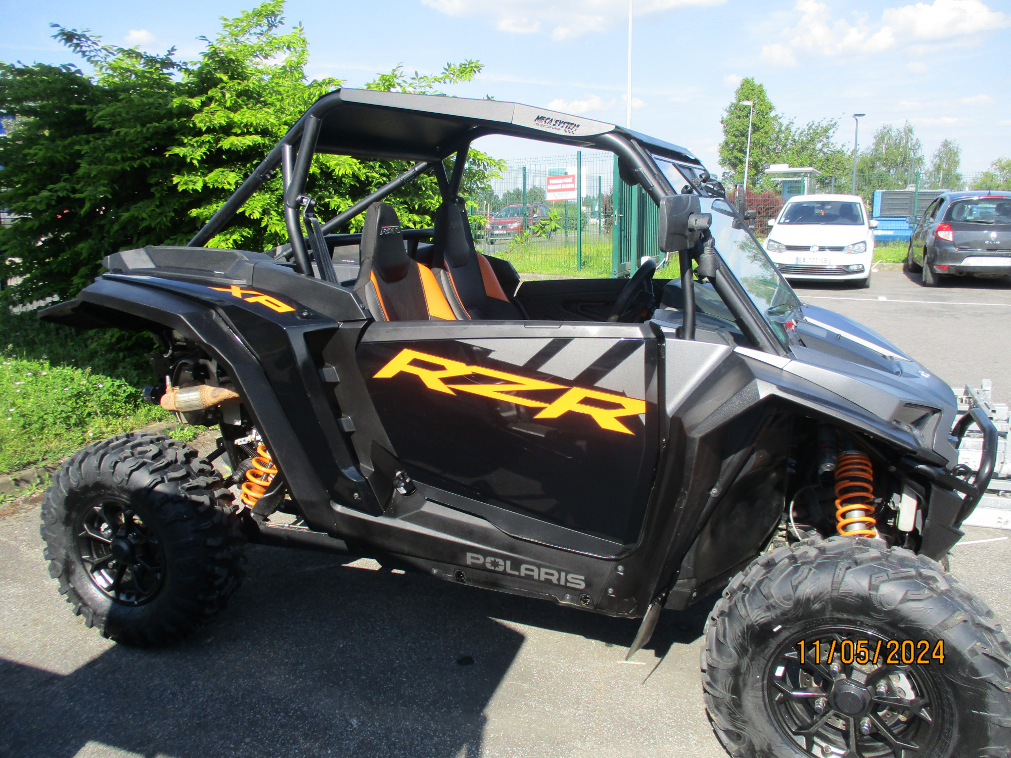 photo de POLARIS RZR XP 1000 SPORT 1000 occasion de couleur  en vente à Soissons n°2