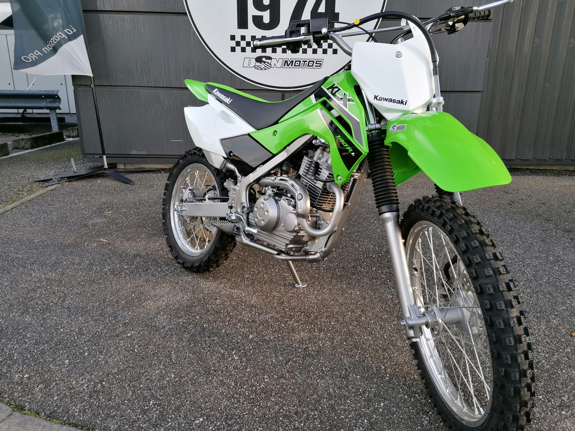 photo de KAWASAKI KLX-R 140 occasion de couleur  en vente   Marmande