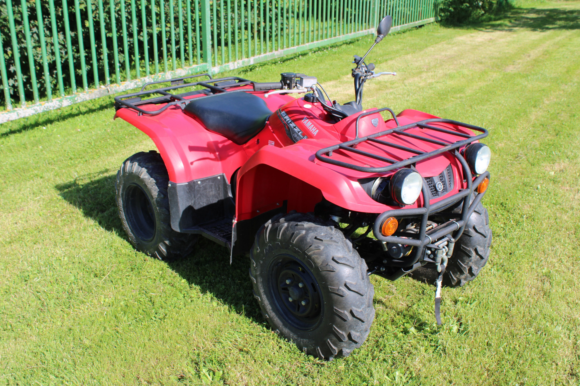 photo de YAMAHA 350 GRIZZLY 4X2 MAGA 350 occasion de couleur  en vente à Beton Bazoches n°2