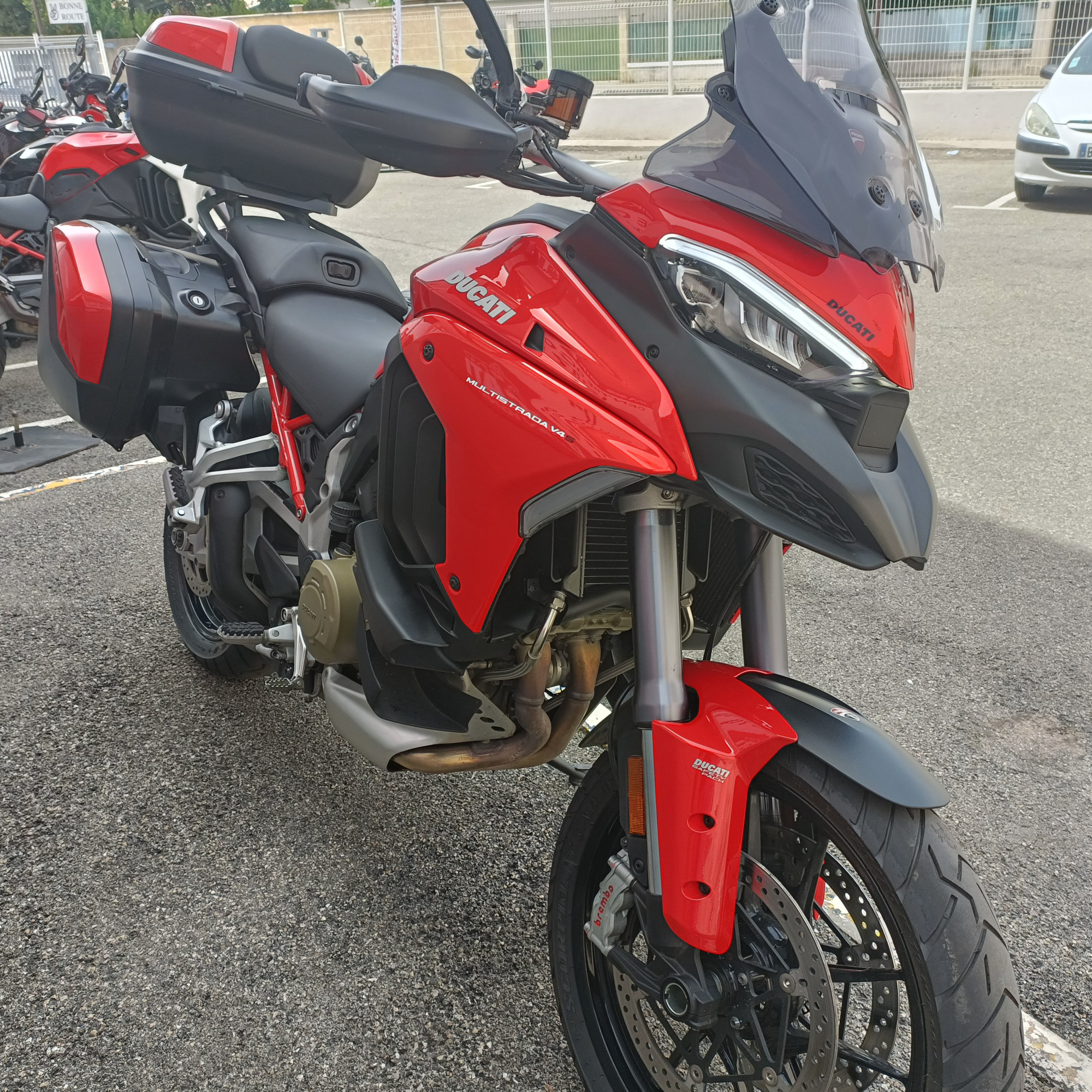 photo de DUCATI MULTISTRADA V4 S 1153 occasion de couleur  en vente à Avignon n°2