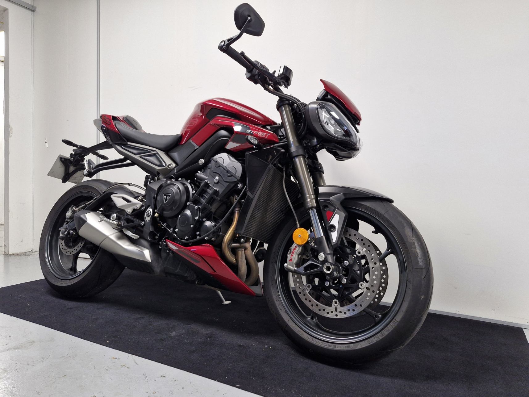 photo de TRIUMPH STREET TRIPLE 765 RS 765 occasion de couleur  en vente à Coignieres n°3