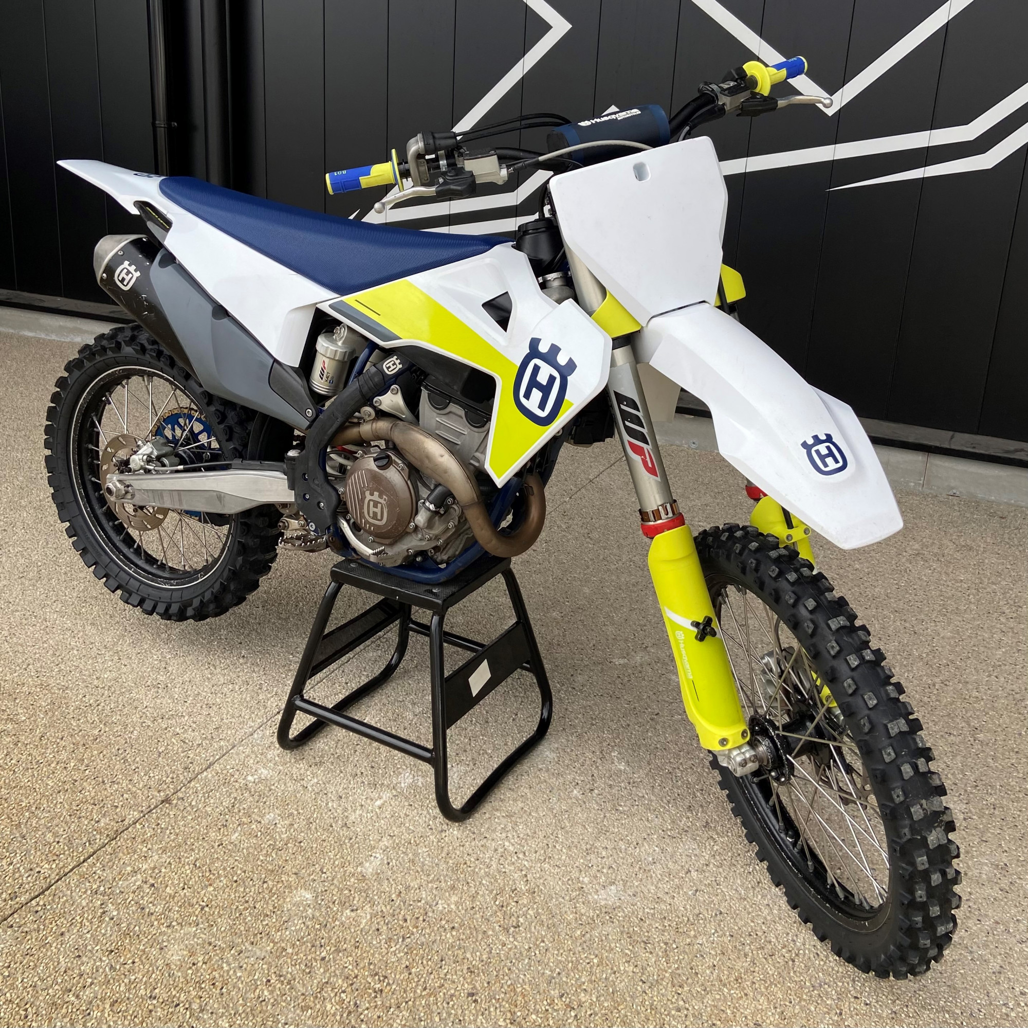 photo de HUSQVARNA FC 250 250 occasion de couleur  en vente   Aubenas