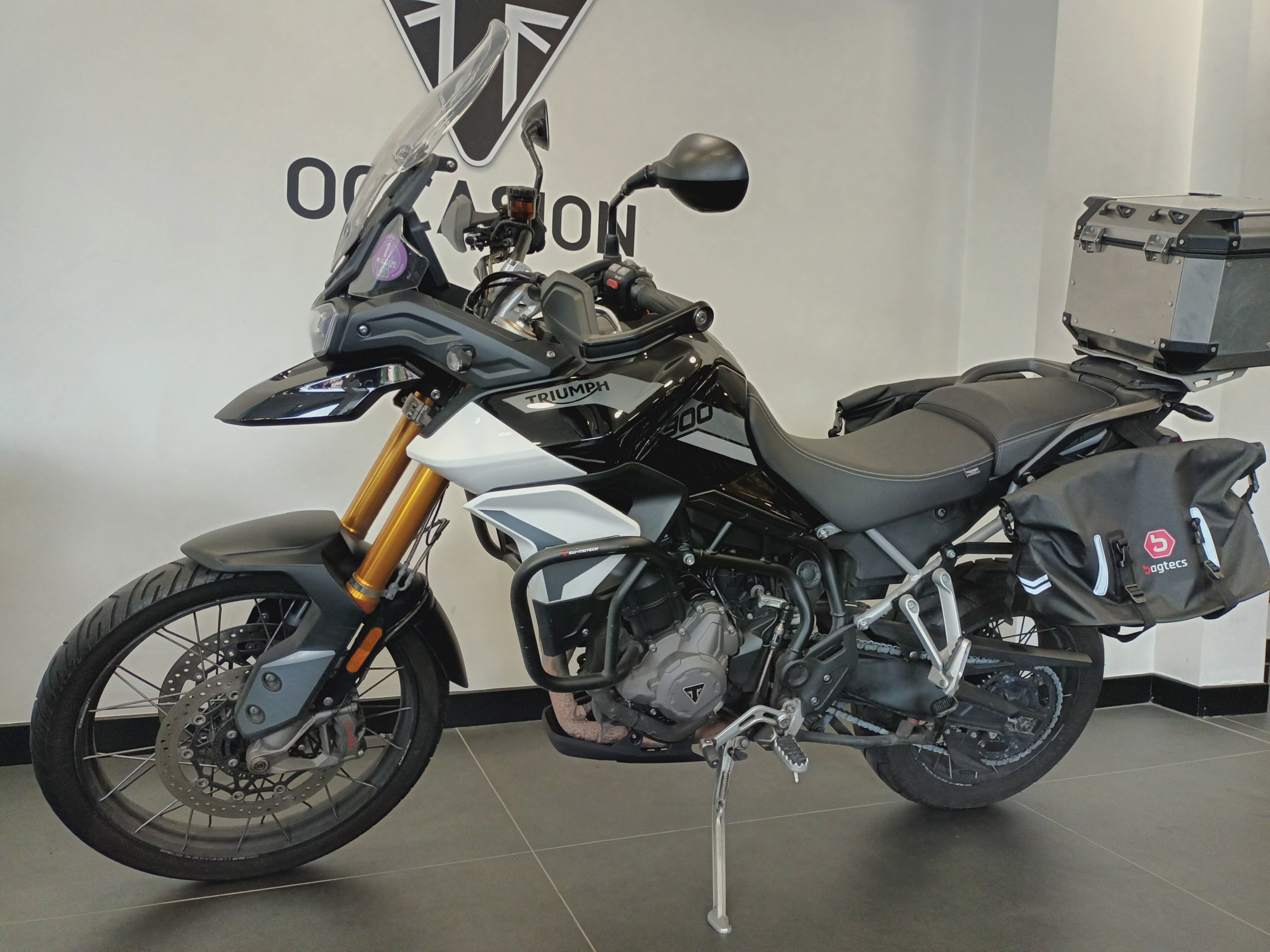 photo de TRIUMPH TIGER 900 RALLY 900 occasion de couleur  en vente   Le Kremlin Bicetre